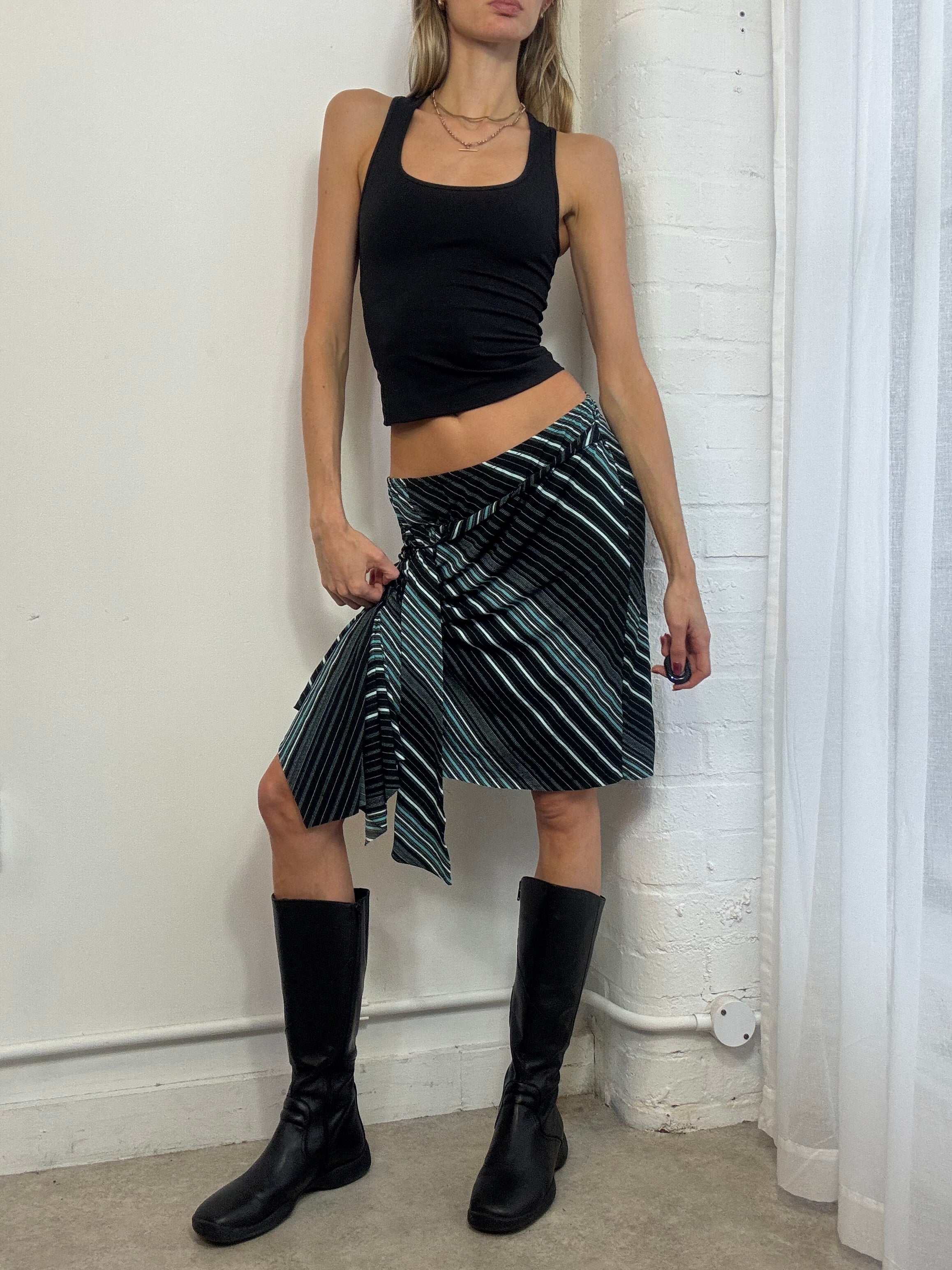 Vintage Y2K black and blue pinstripe midi skirt