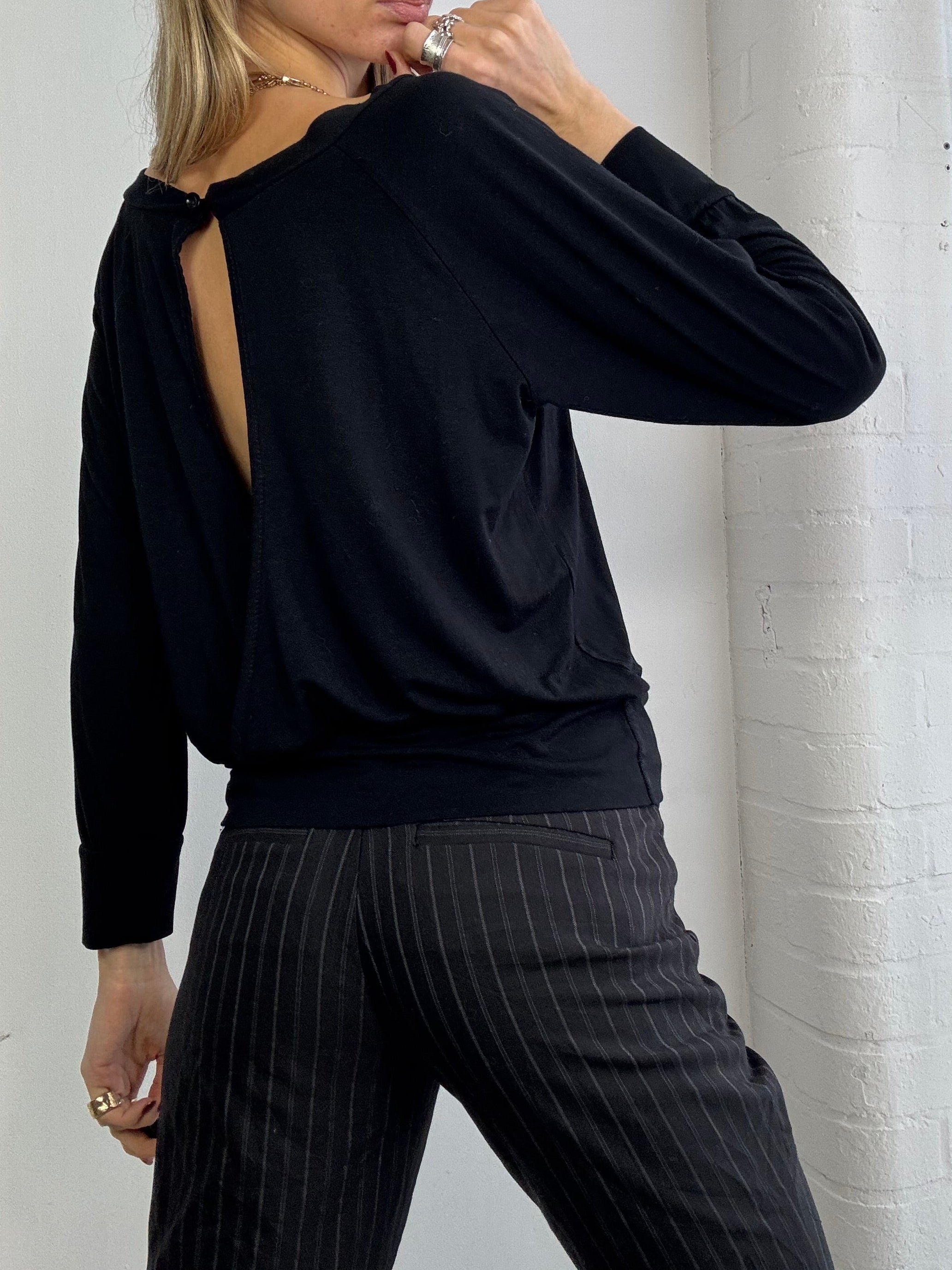 Vintage Y2K black v neck slouchy top