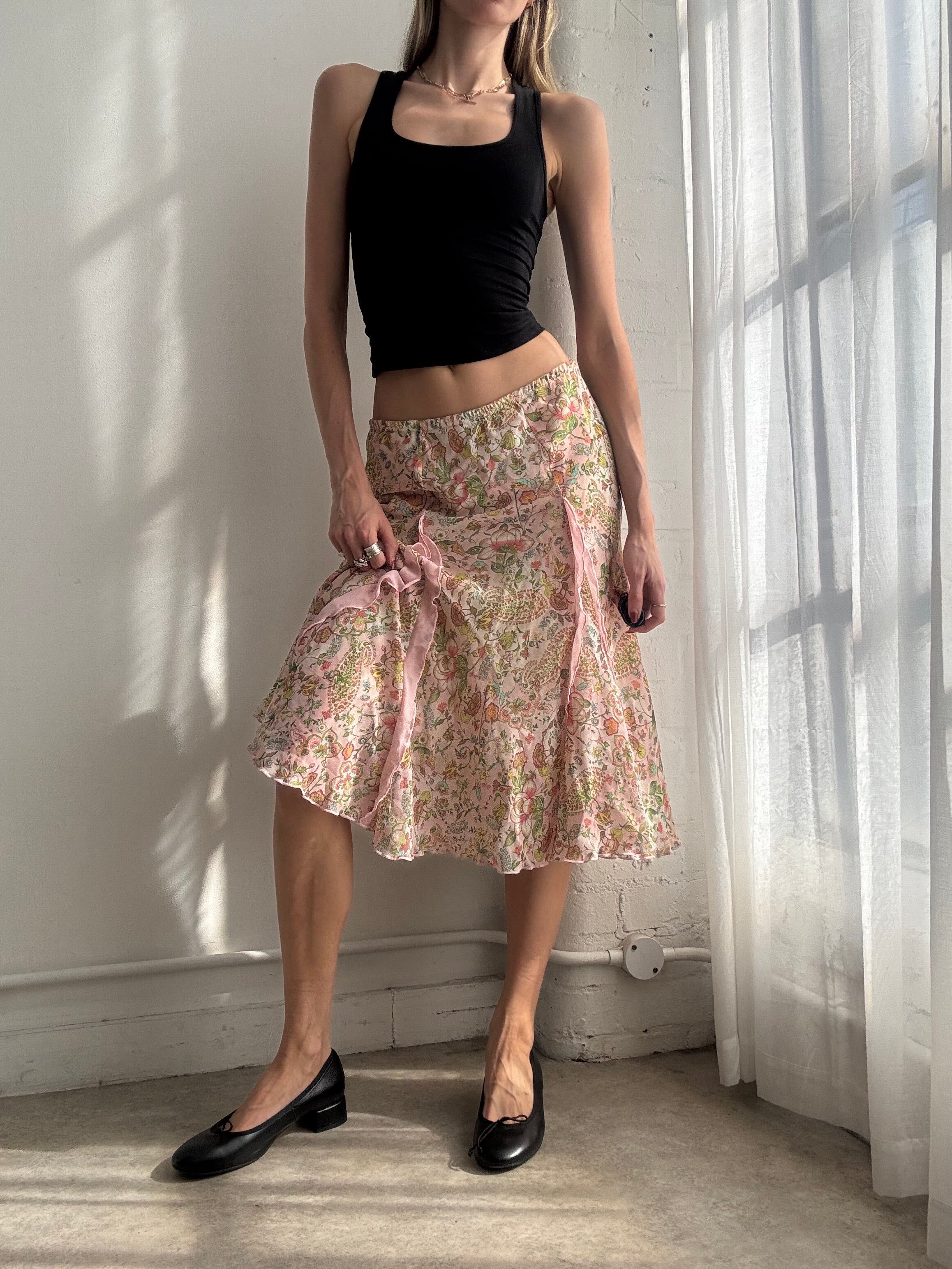 Vintage Y2K pink floral ruffle midi skirt