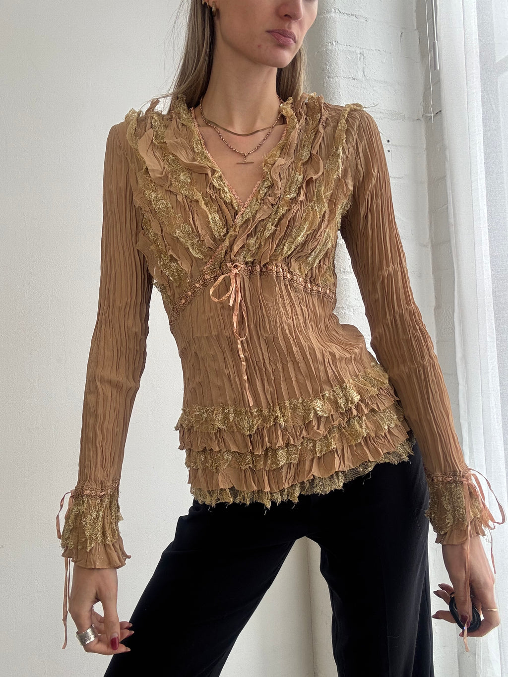 Vintage Y2K brown ruffle lace blouse