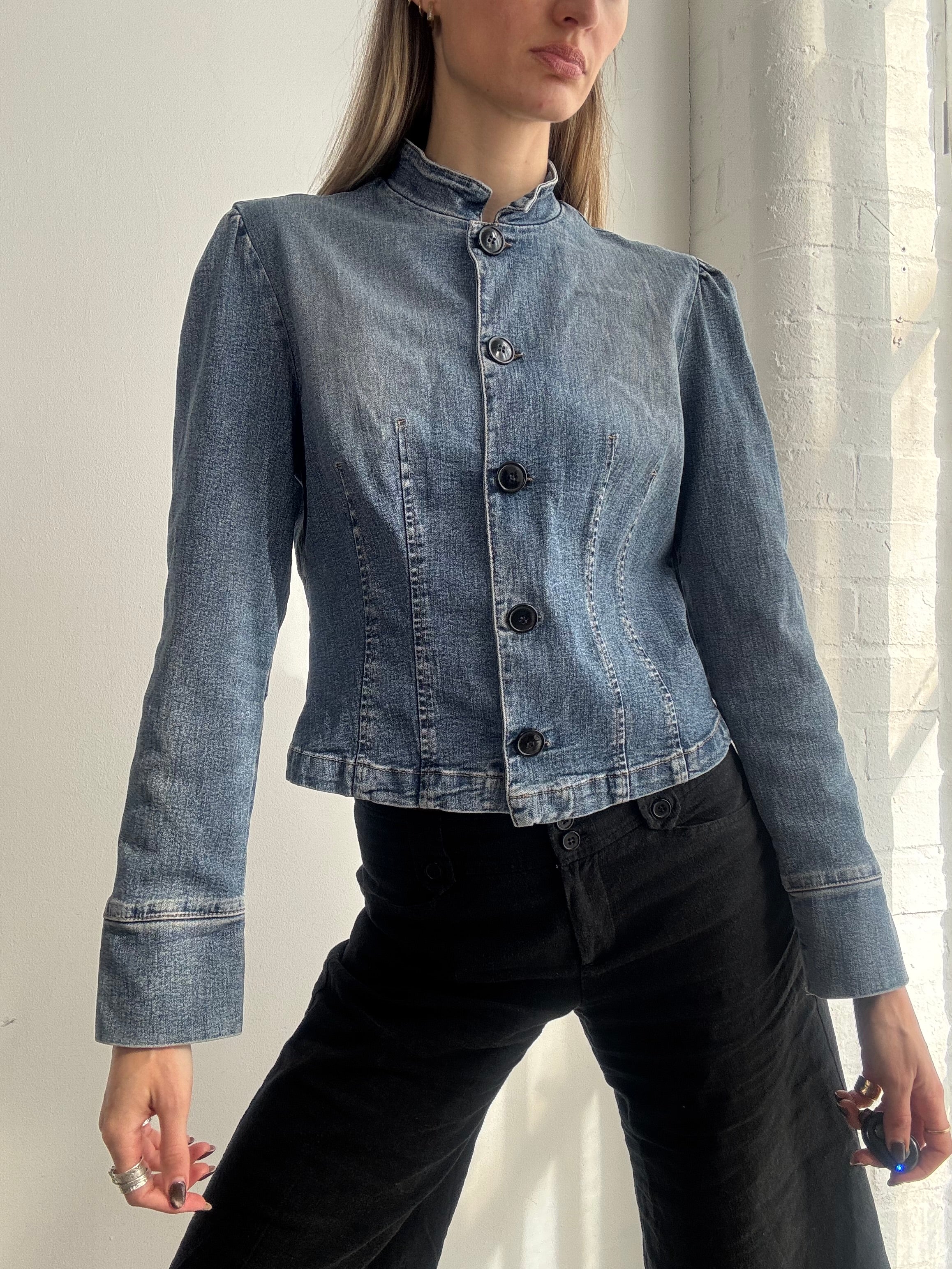 Vintage Y2K fitted denim jacket - Size S
