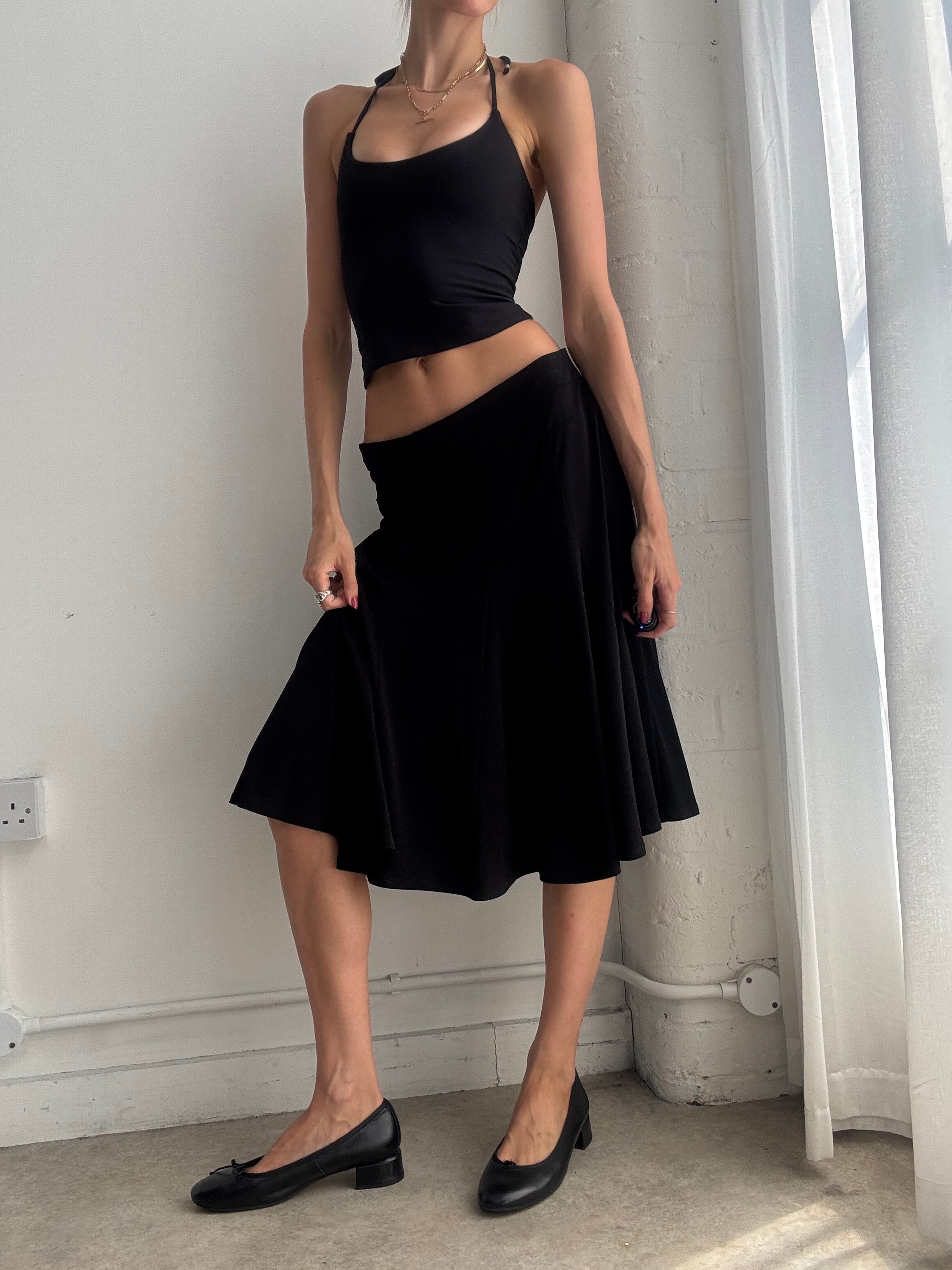 Vintage Y2K Black Asymmetric Slinky Midi Skirt – Low Rise Flared Skirt