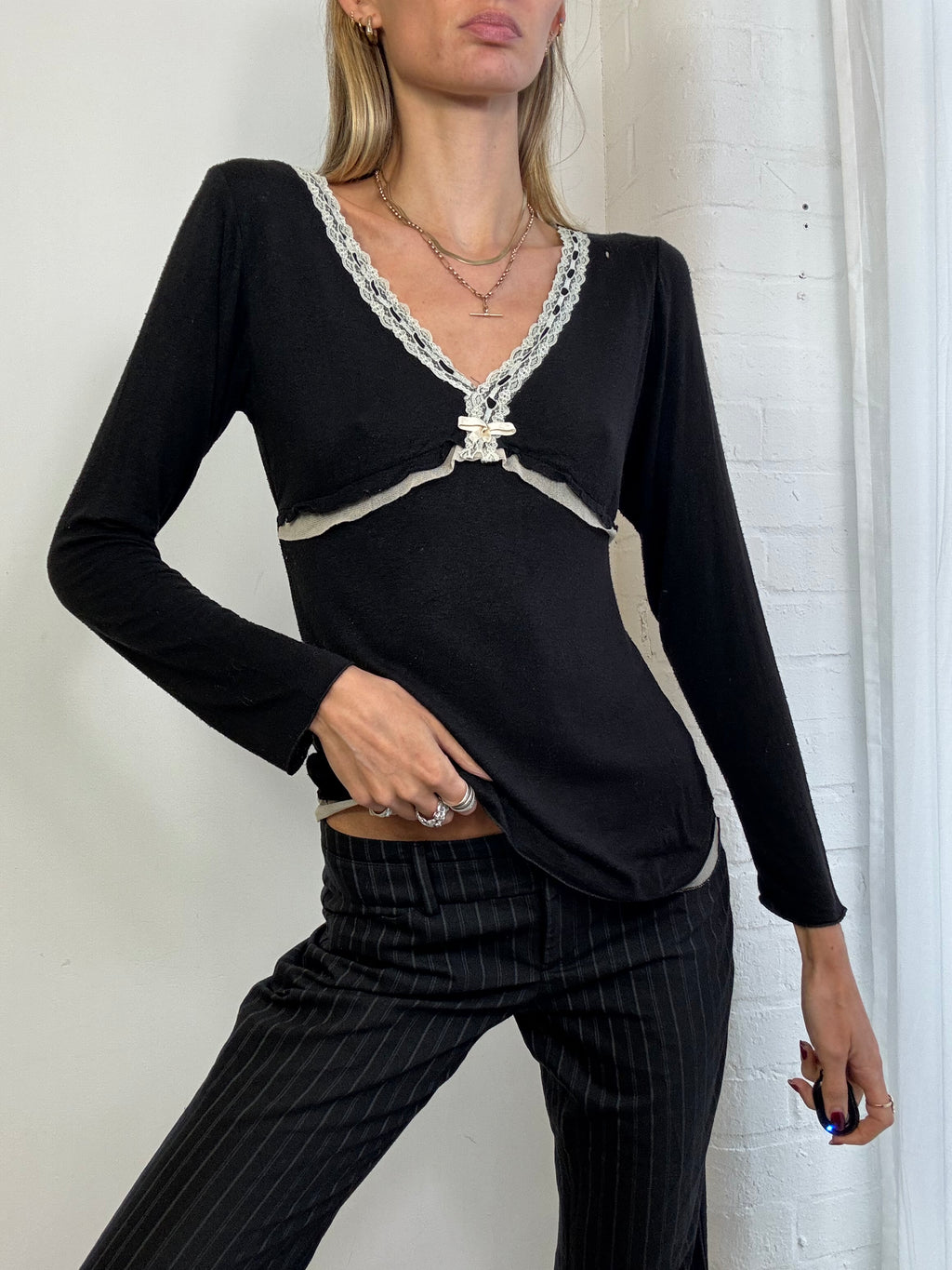 Vintage Y2K black long sleeve top lace