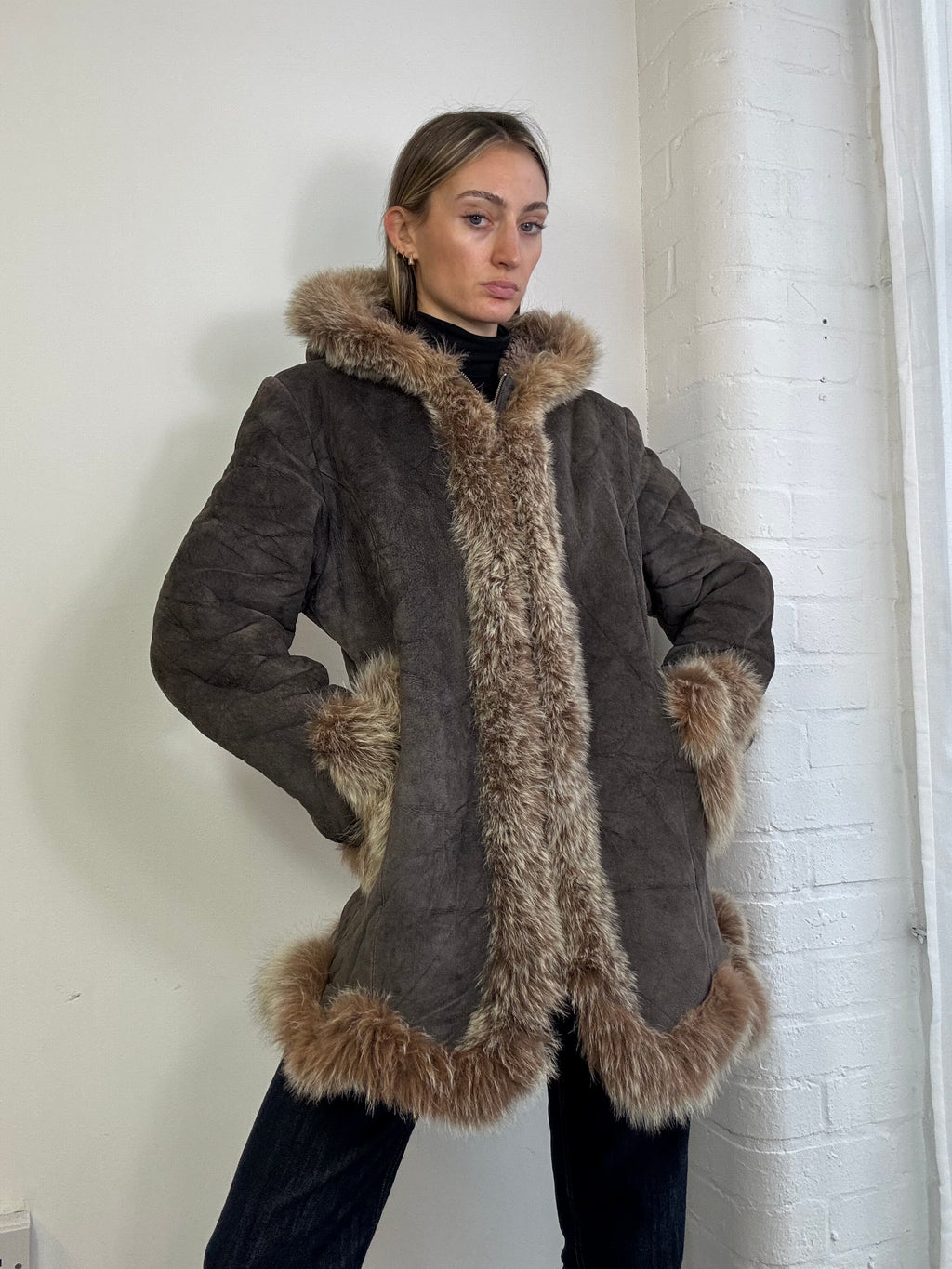 Vintage 90s hooded sheepskin coat fur trim