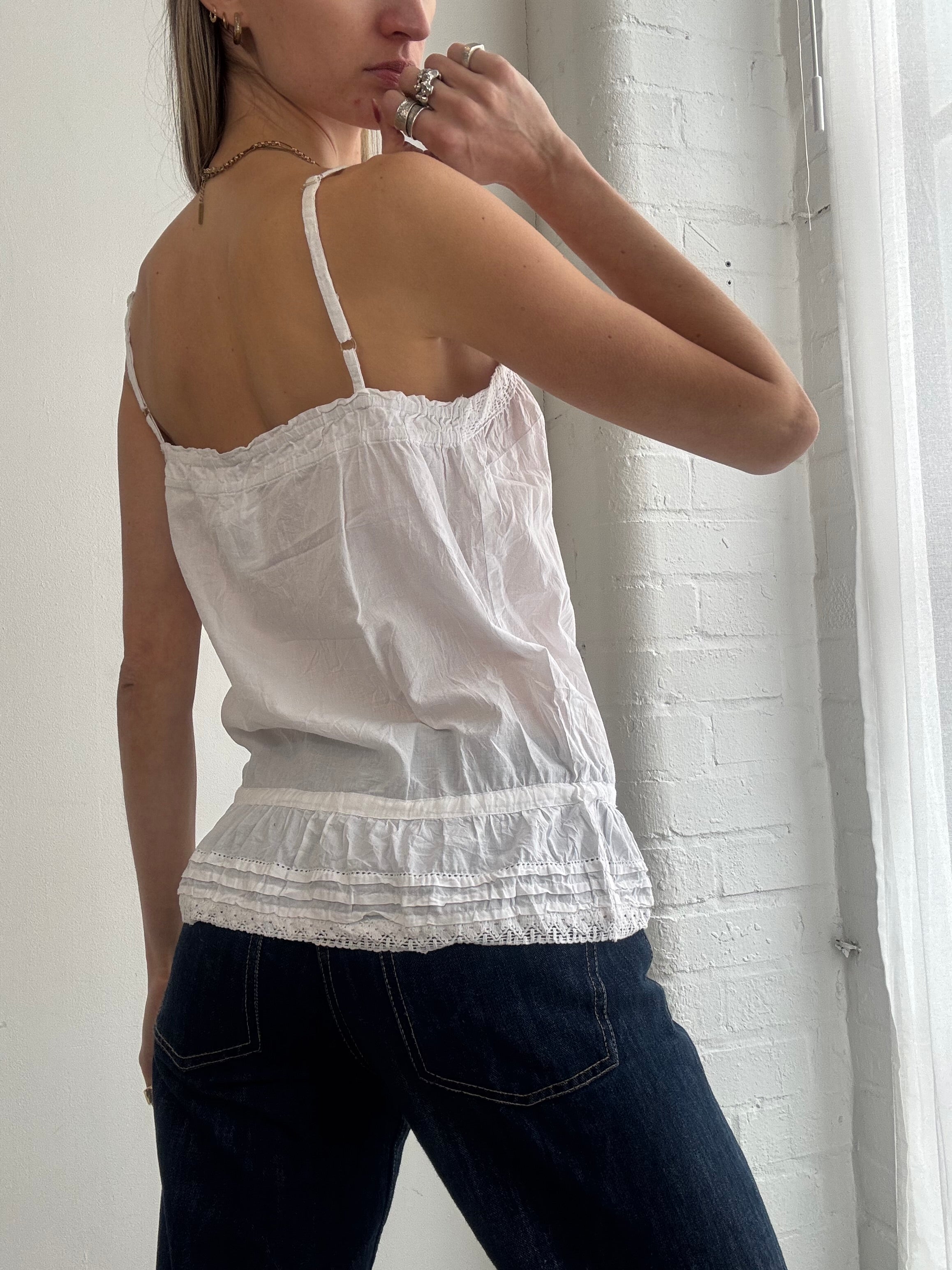 Vintage Y2K white lace trim cami top