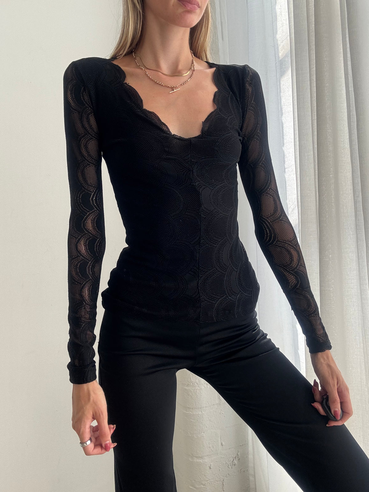 Vintage Y2K Black Sheer Lace Long Sleeve Top - Size XS