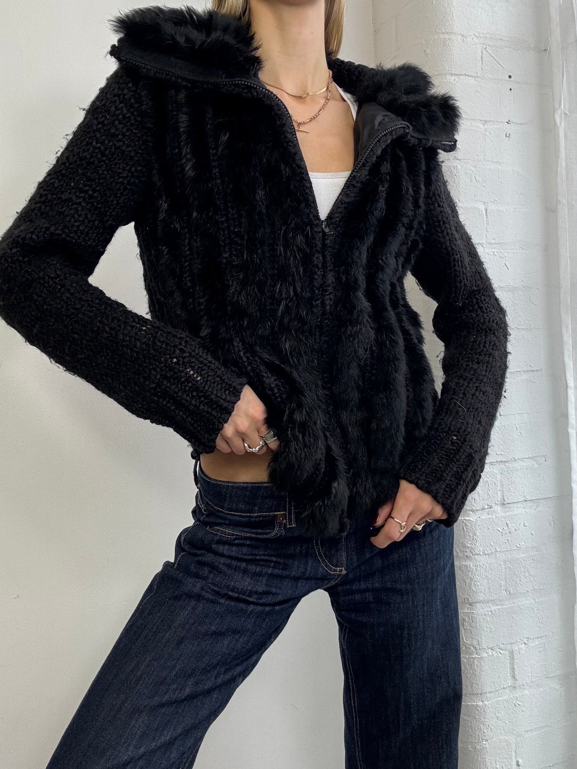 Vintage Y2K zip up real fur jumper black