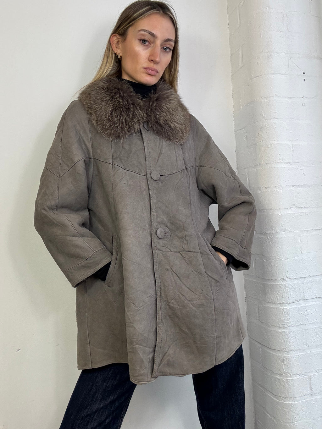 Vintage sheepskin coat with fur collar