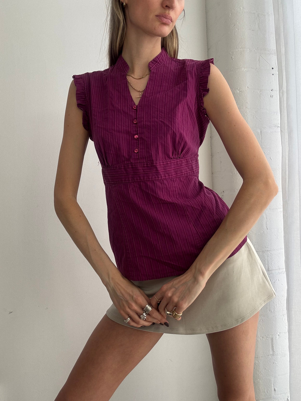 Vintage Y2K purple pinstripe sleeveless blouse - Size M