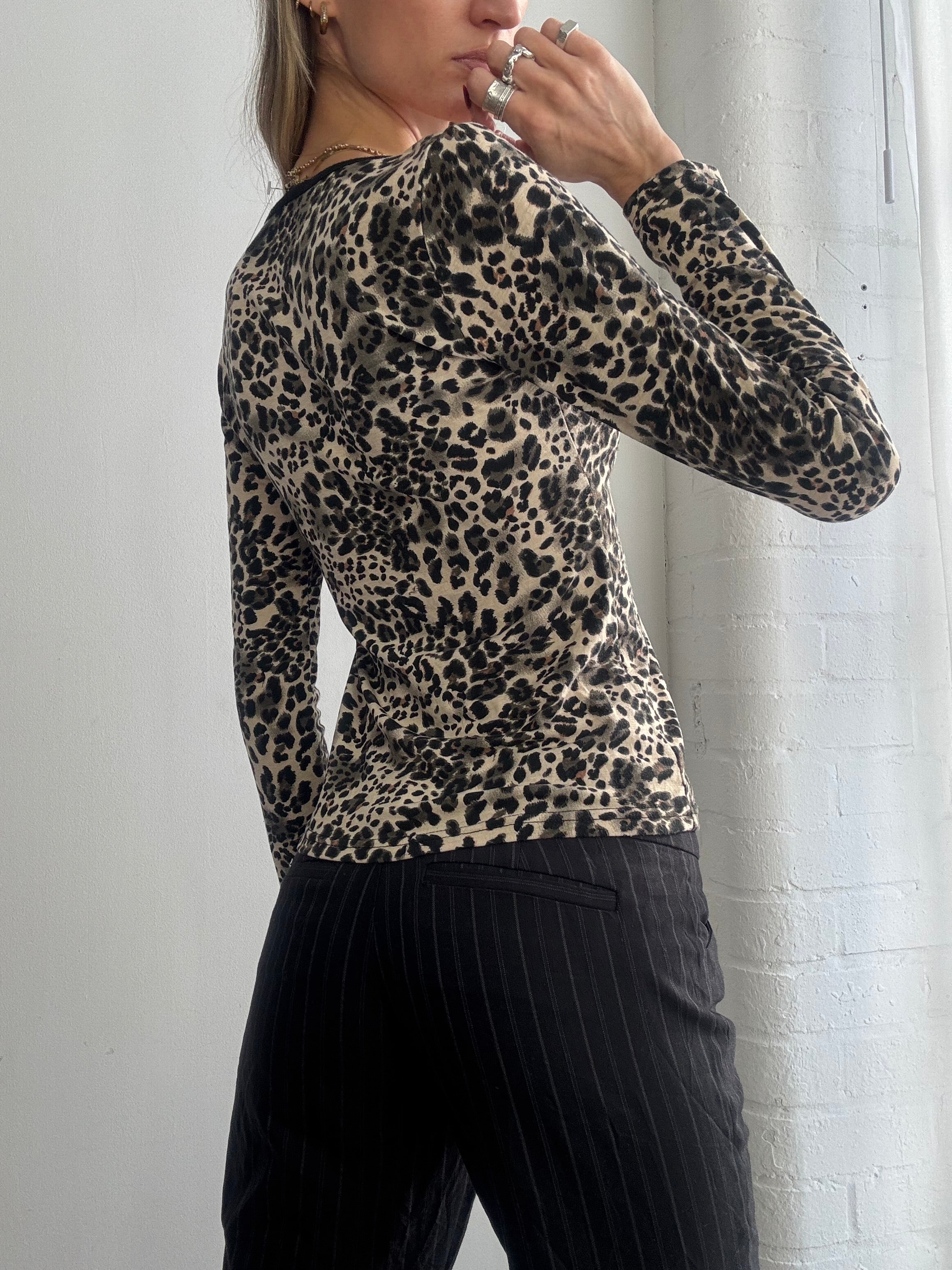 Vintage Y2K leopard print long sleeve top lace