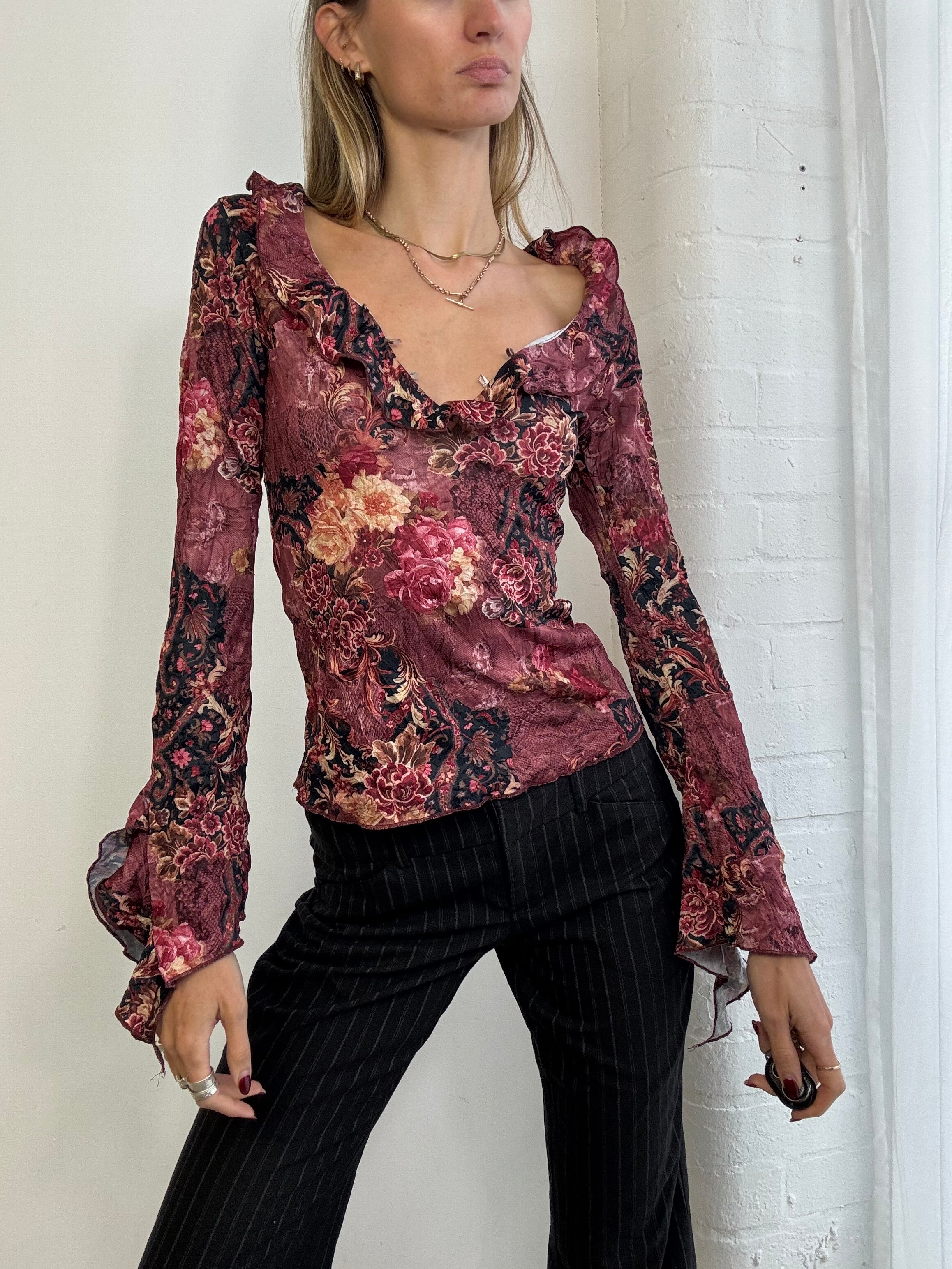 Vintage Y2K floral ruffle top