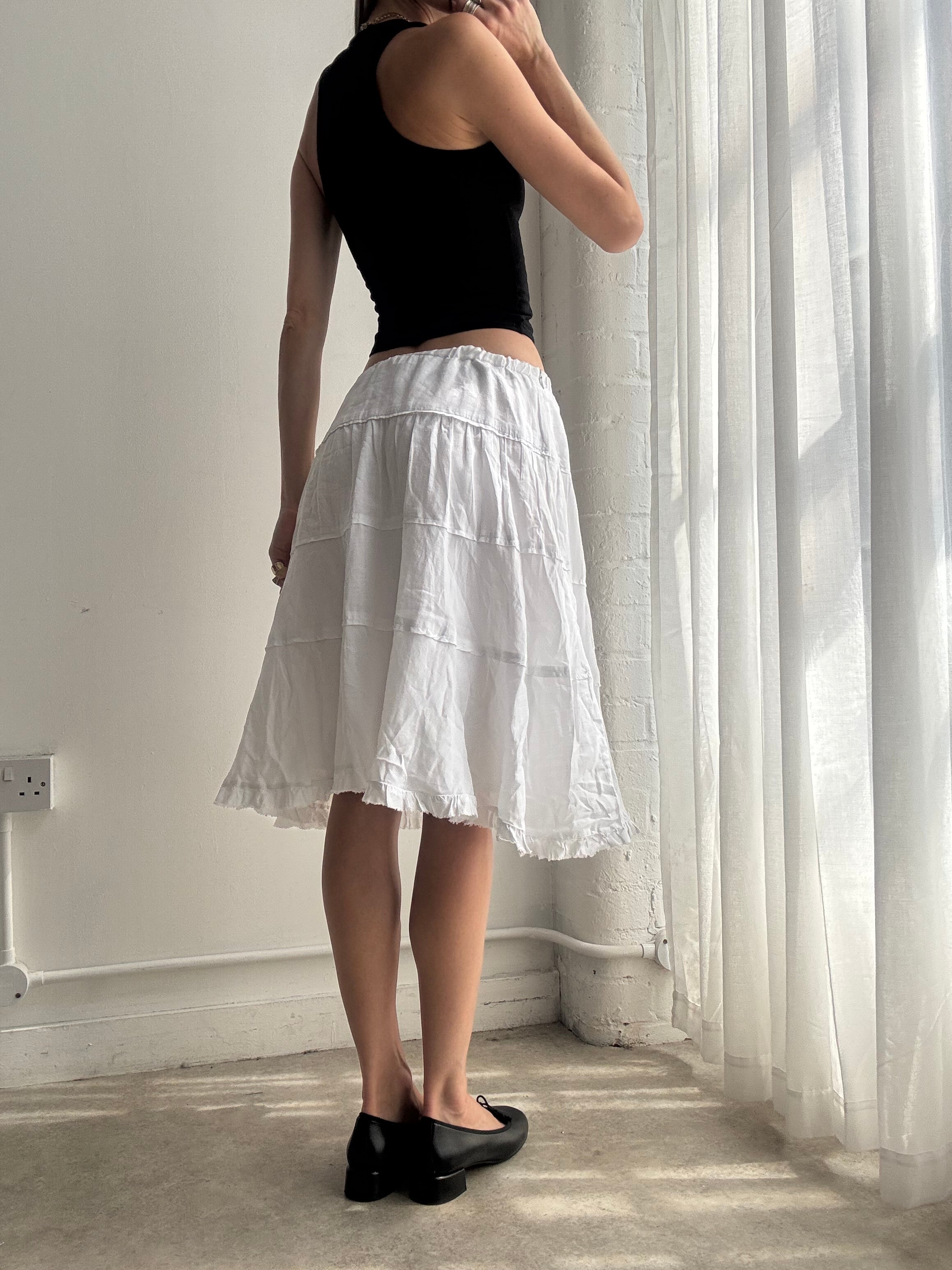 Vintage Calvin Klein white tiered peasant midi skirt - size XS/S