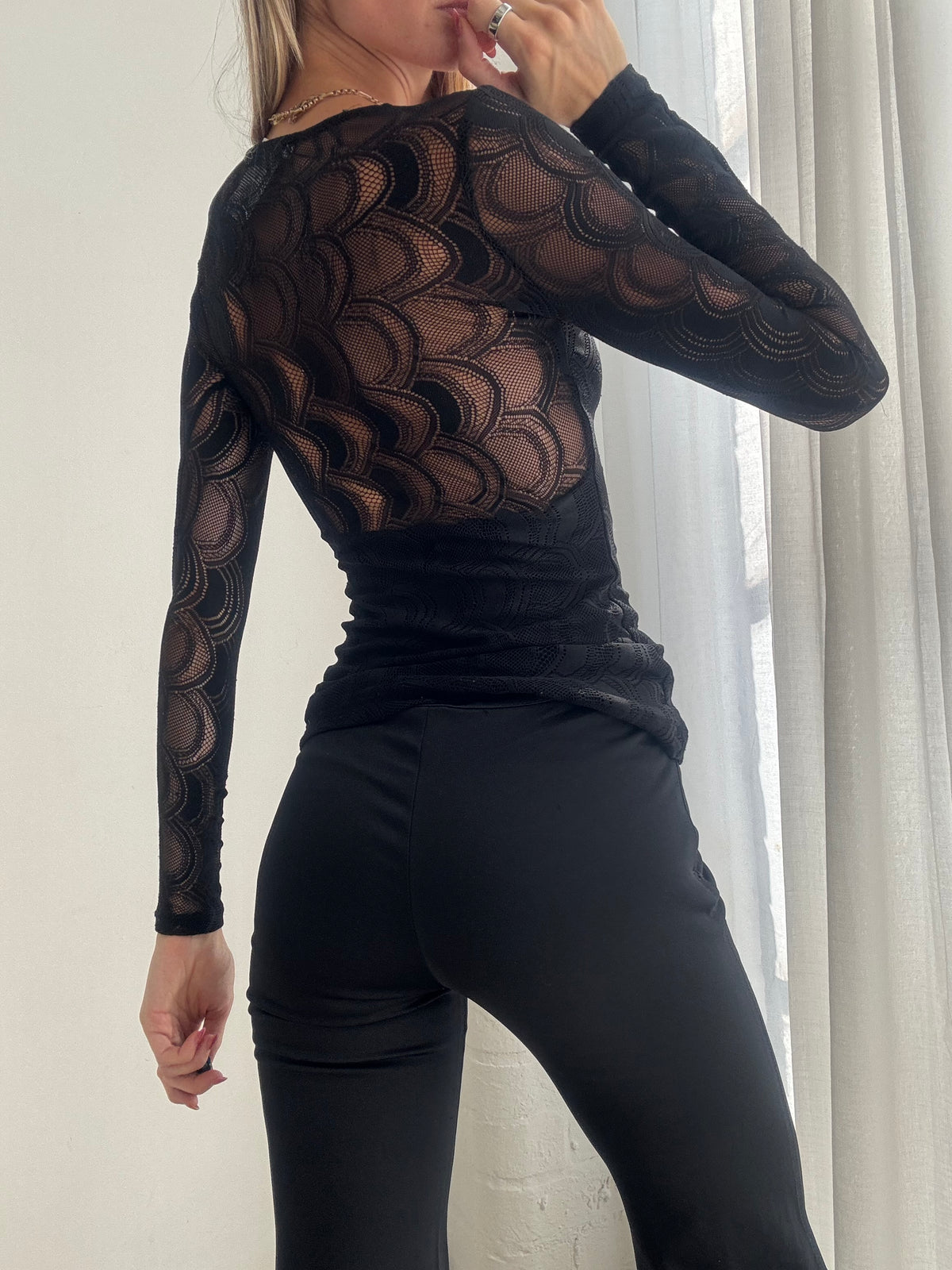 Vintage Y2K Black Sheer Lace Long Sleeve Top - Size XS