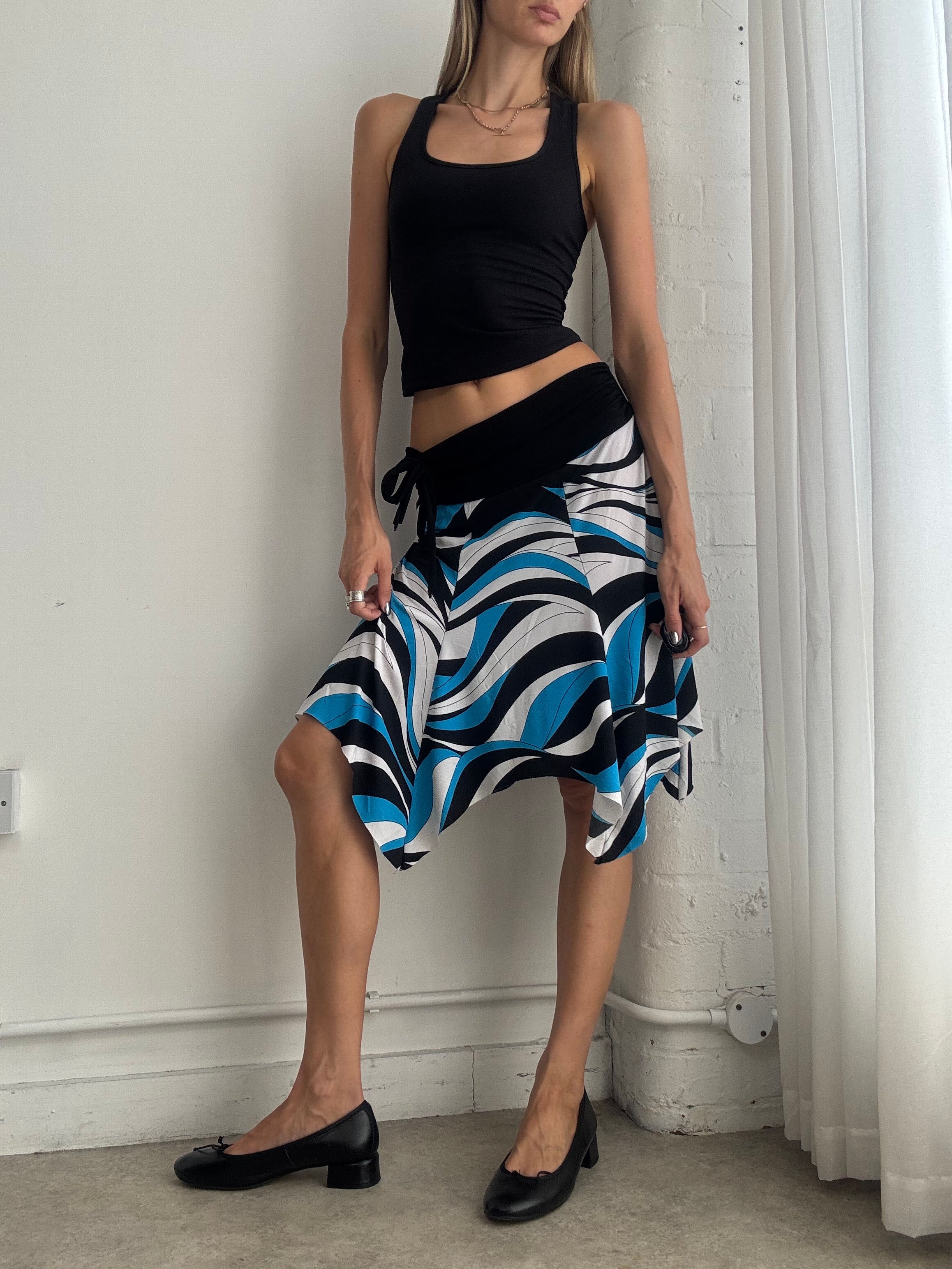 Vintage Y2K Abstract Print Handkerchief Midi Skirt – Blue Black Asymmetric Skirt - Size S