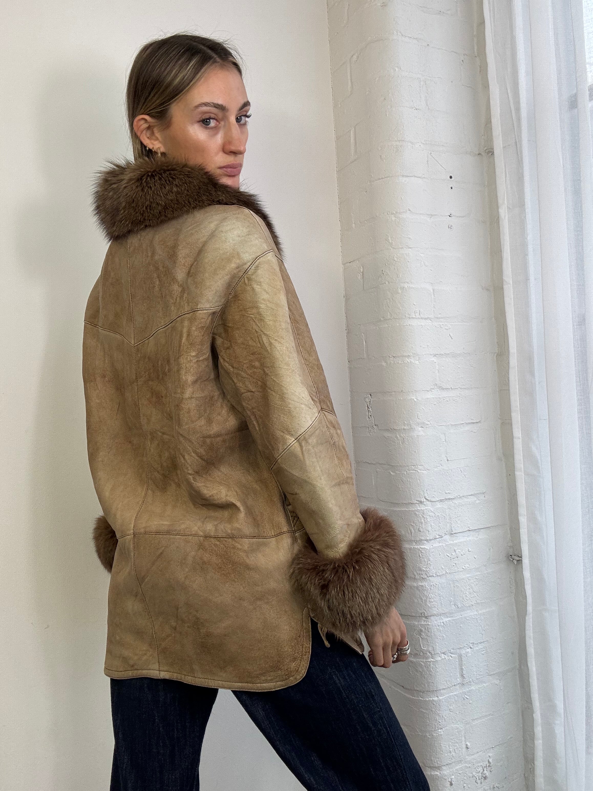 Vintage 90s sheepskin coat beige