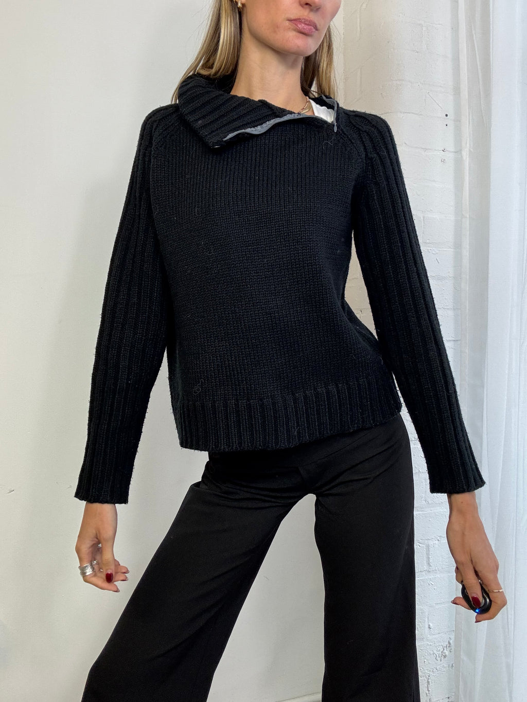 Vintage Y2K asymmetric zip detail jumper black