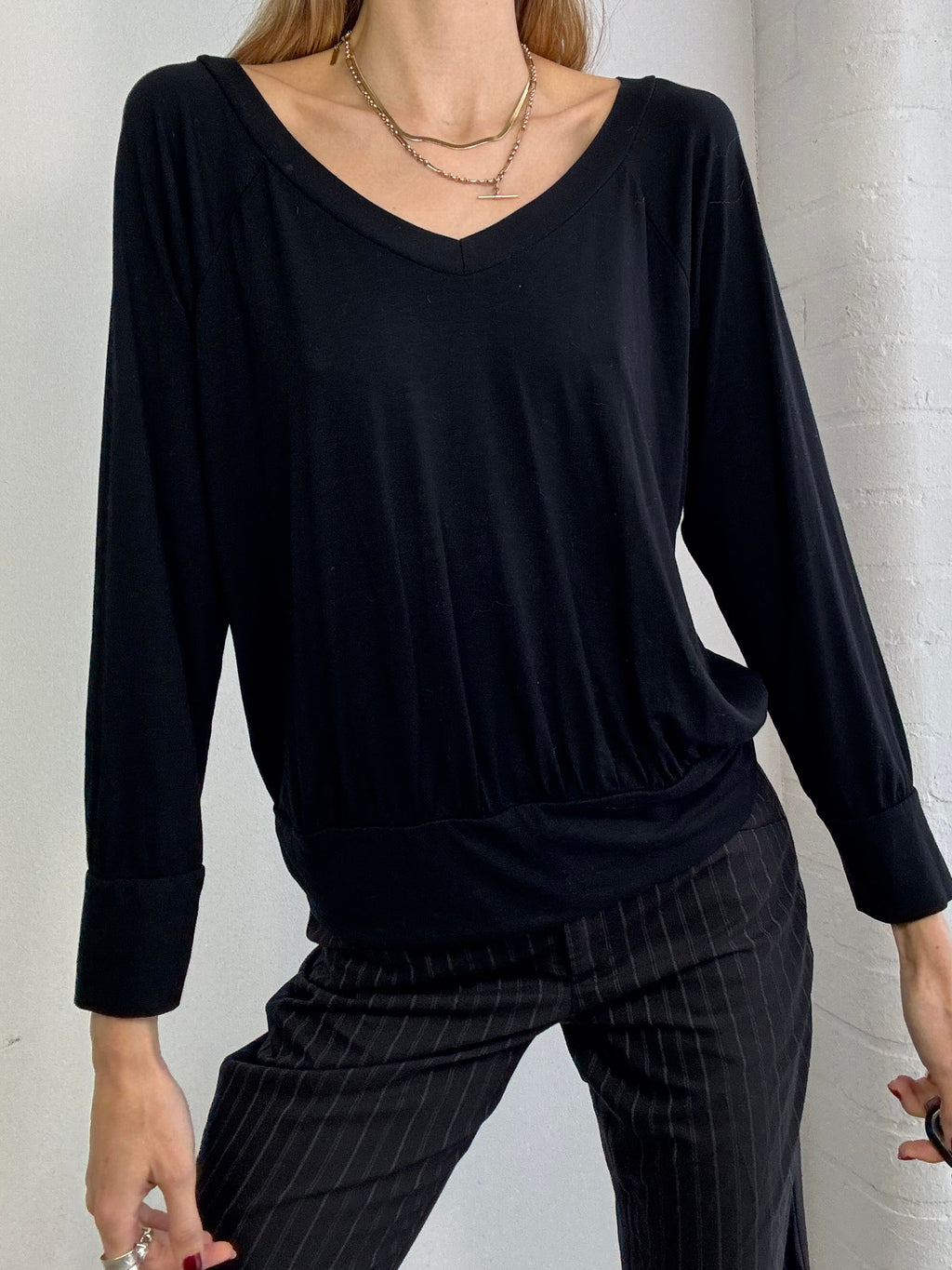 Vintage Y2K black v neck slouchy top