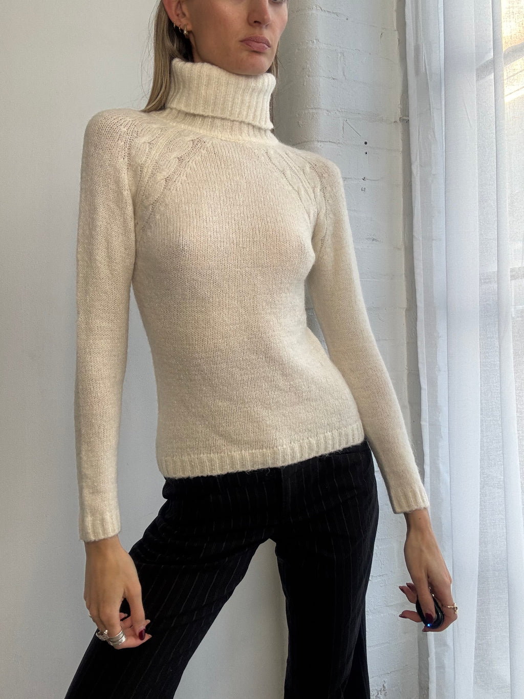 Vintage Y2K white wool polo neck jumper