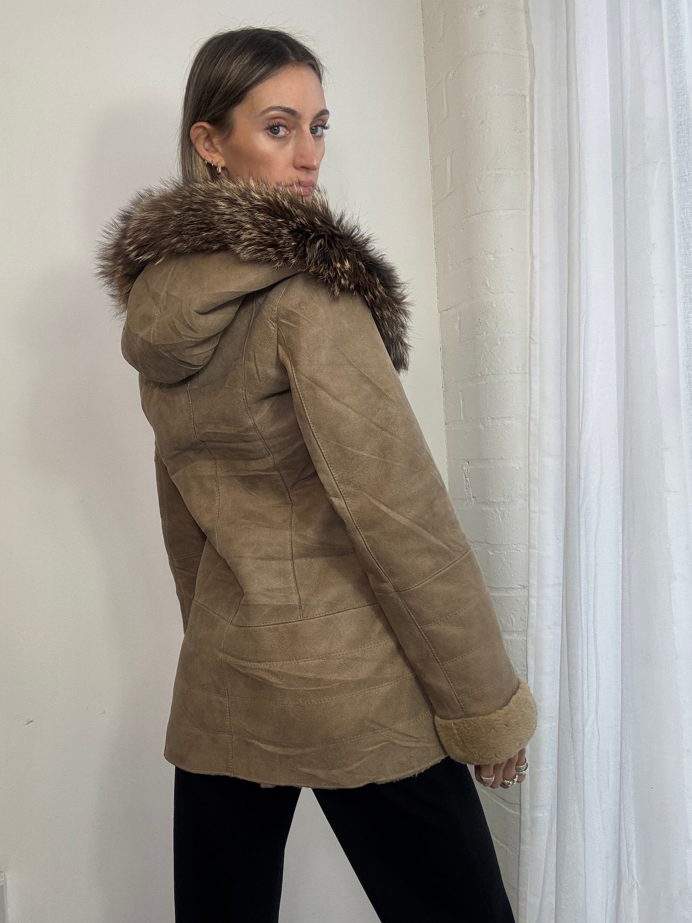 Vintage Y2K brown suede zip up hooded coat fur trim