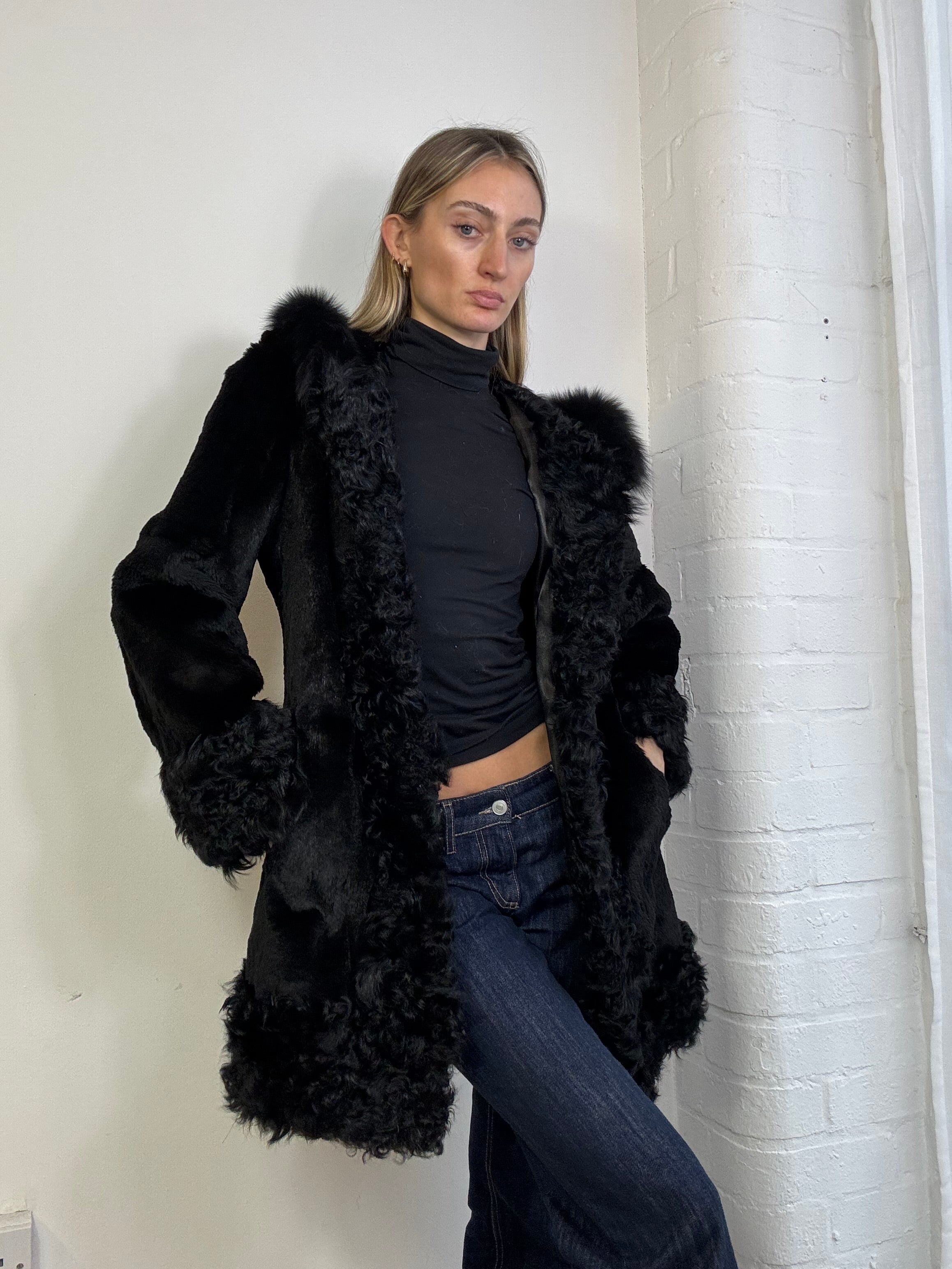 Vintage 90s hooded fur coat black