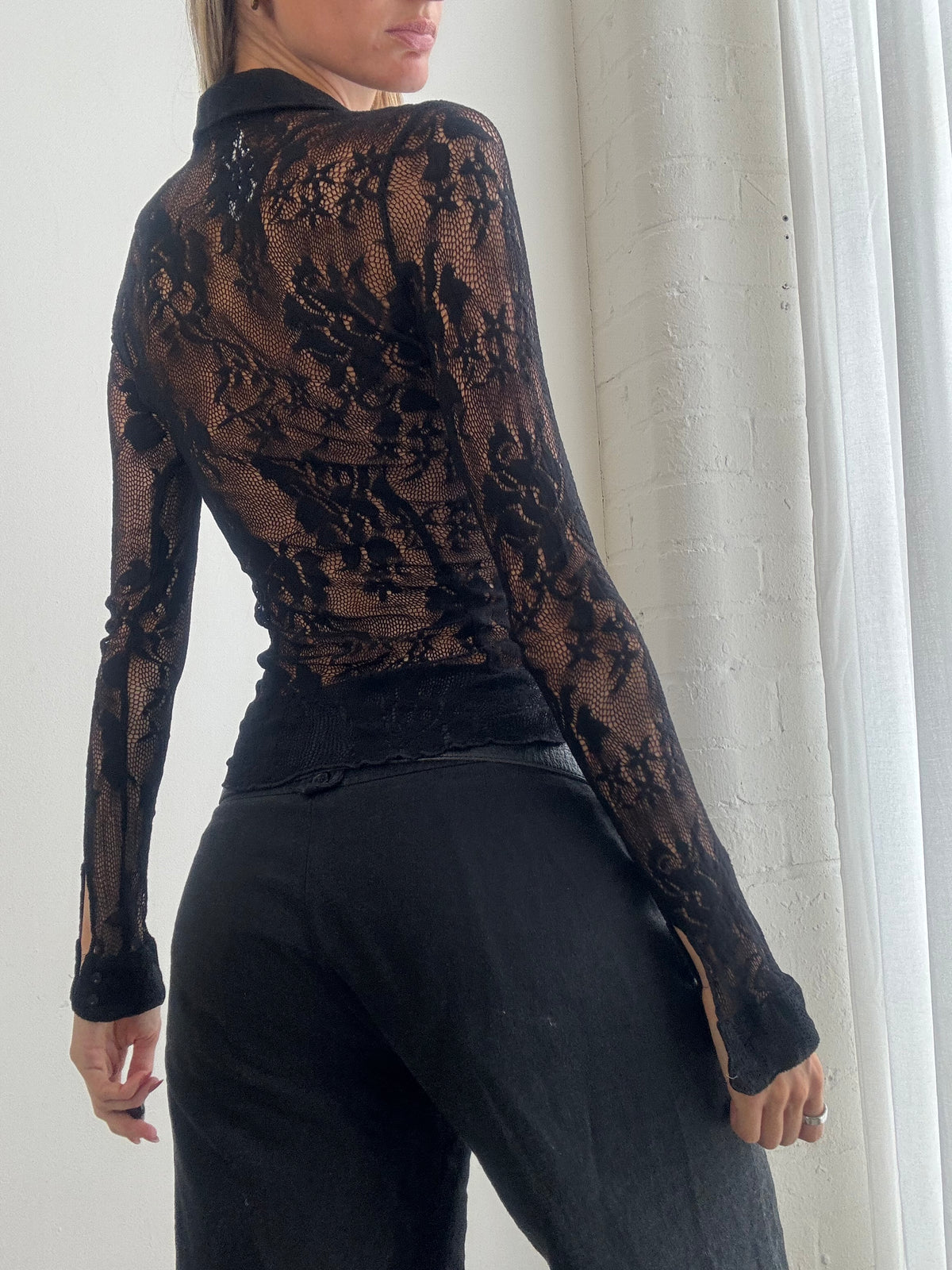 Vintage Y2K Black Sheer Floral Lace Shirt – Fitted Button Up Top - Size XS