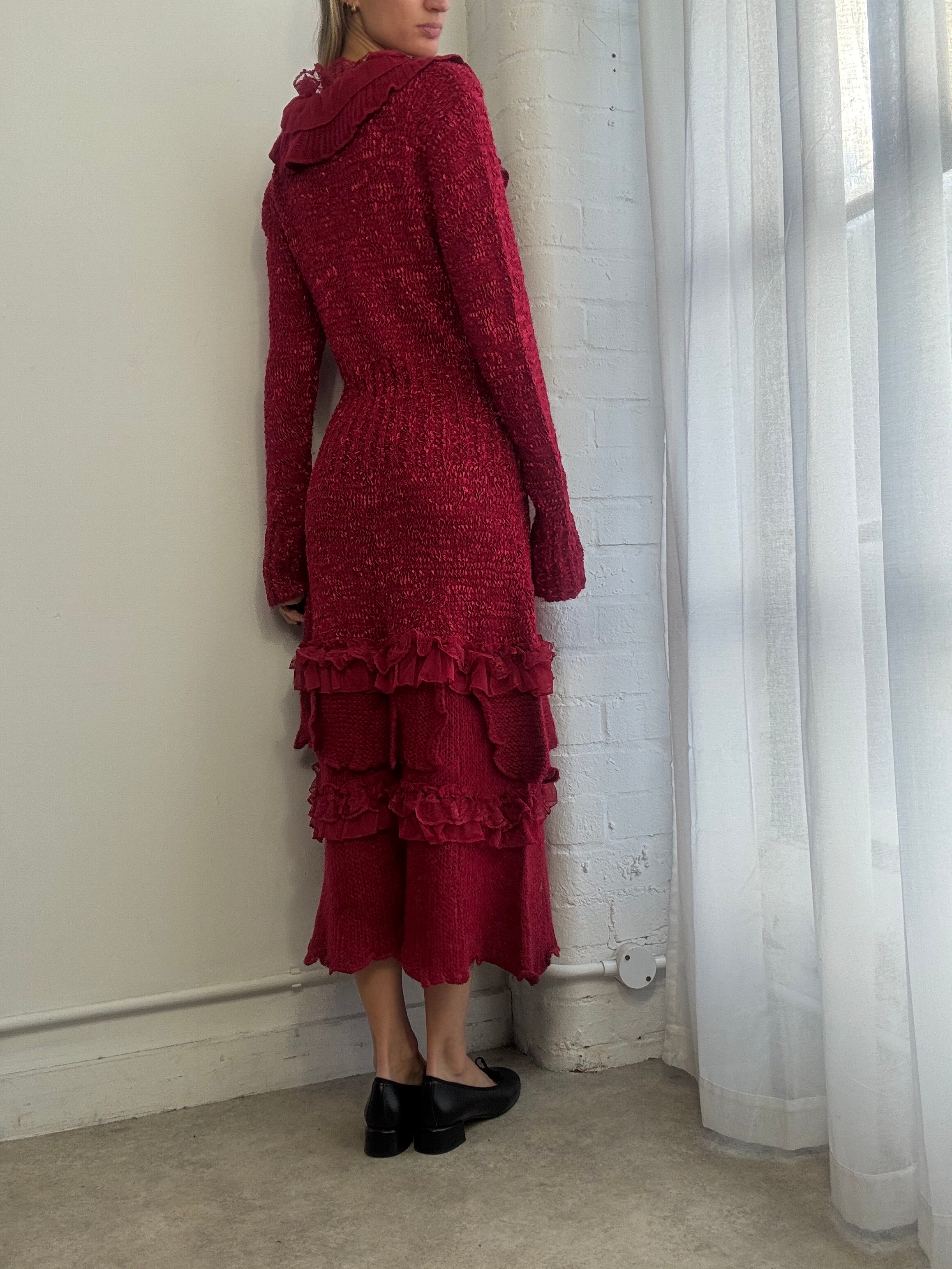 Vintage Y2K knitted cardigan / jumper dress ruffle red