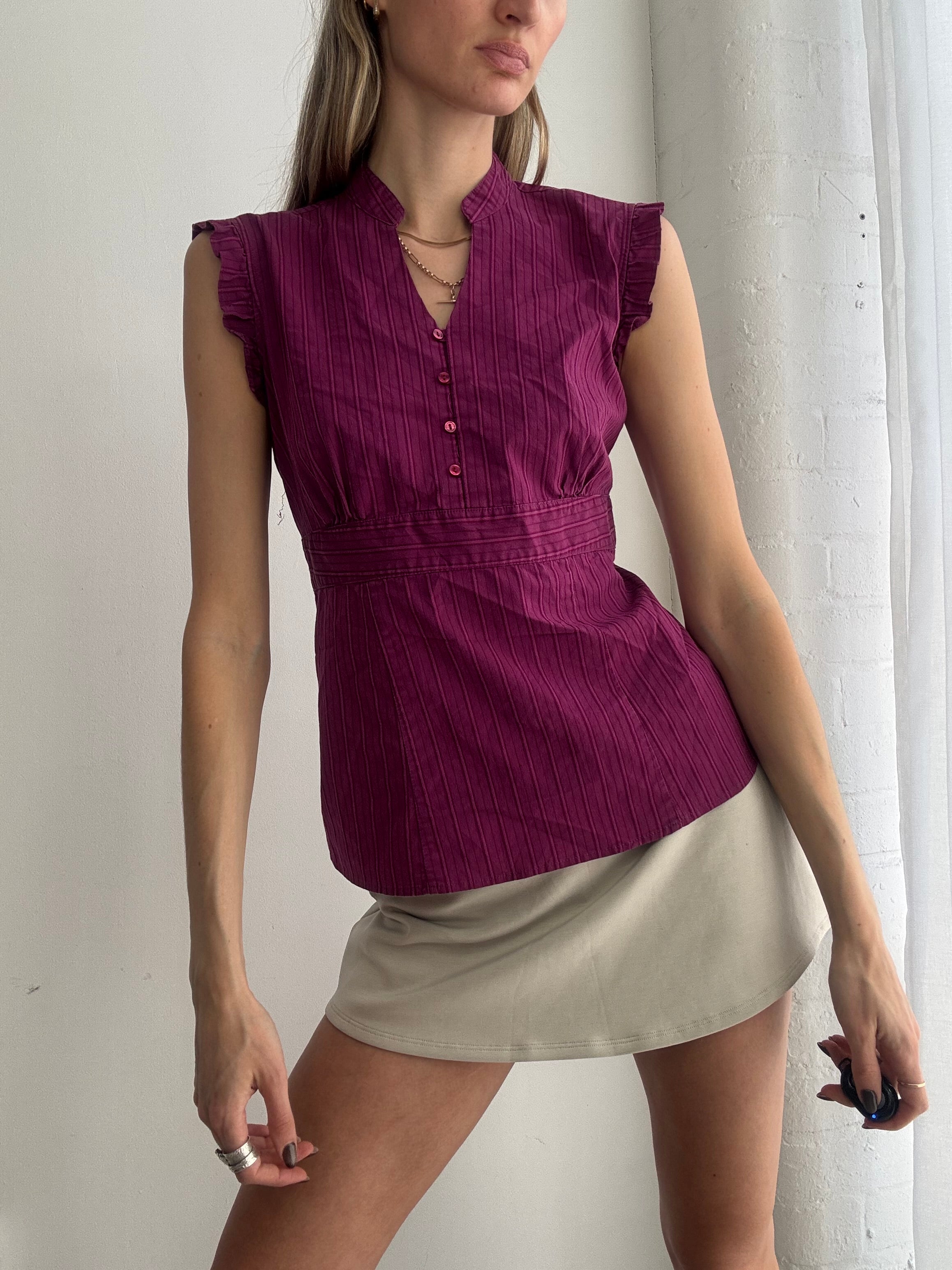 Vintage Y2K purple pinstripe sleeveless blouse - Size M
