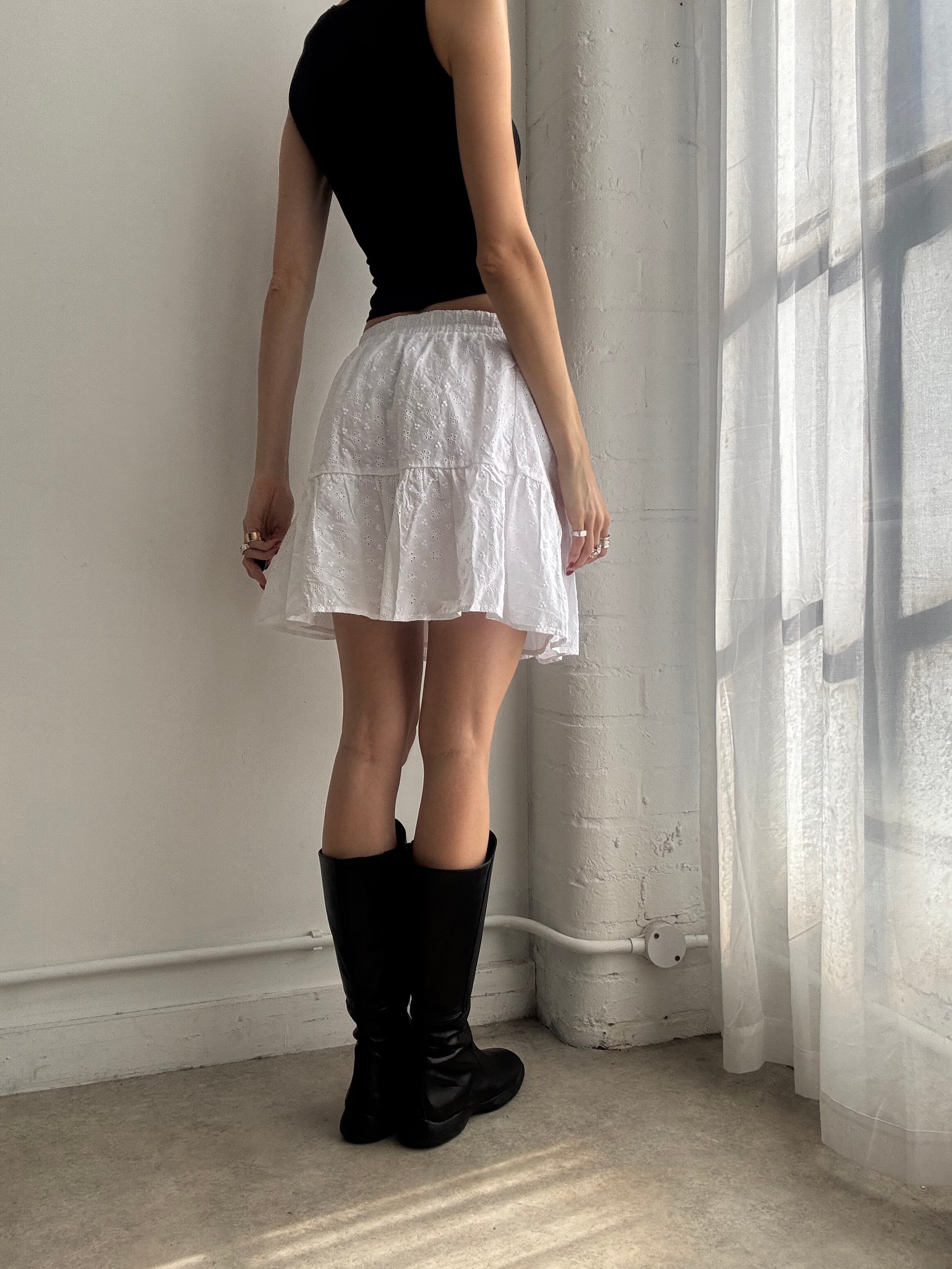 Vintage Y2K white broderie angliase ruffle mini skirt