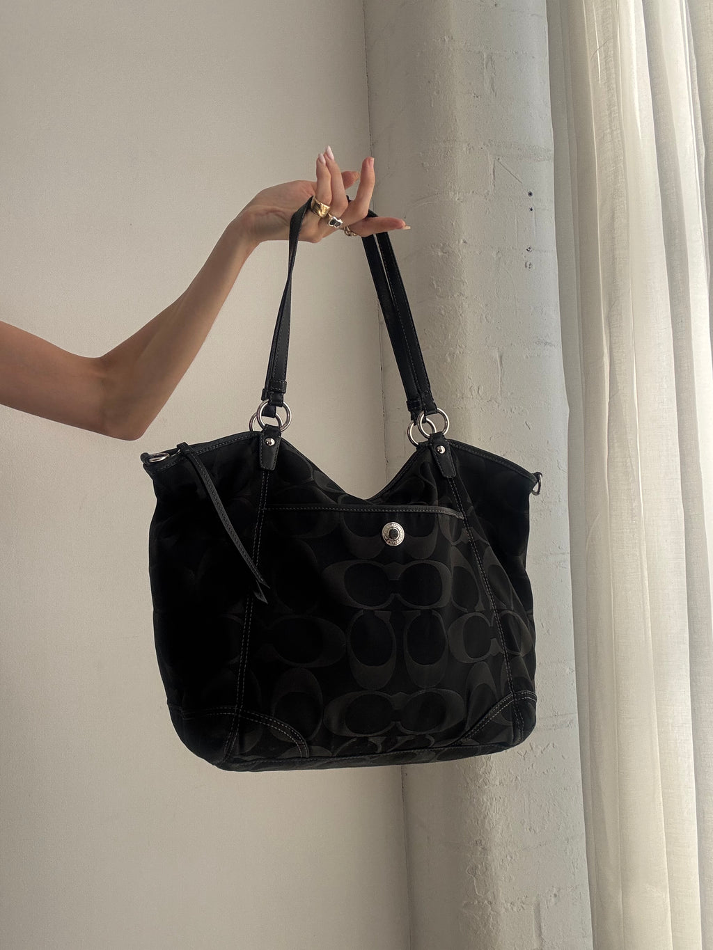 Vintage Y2K Coach Signature Hobo Bag – Black Monogram Canvas Shoulder Bag