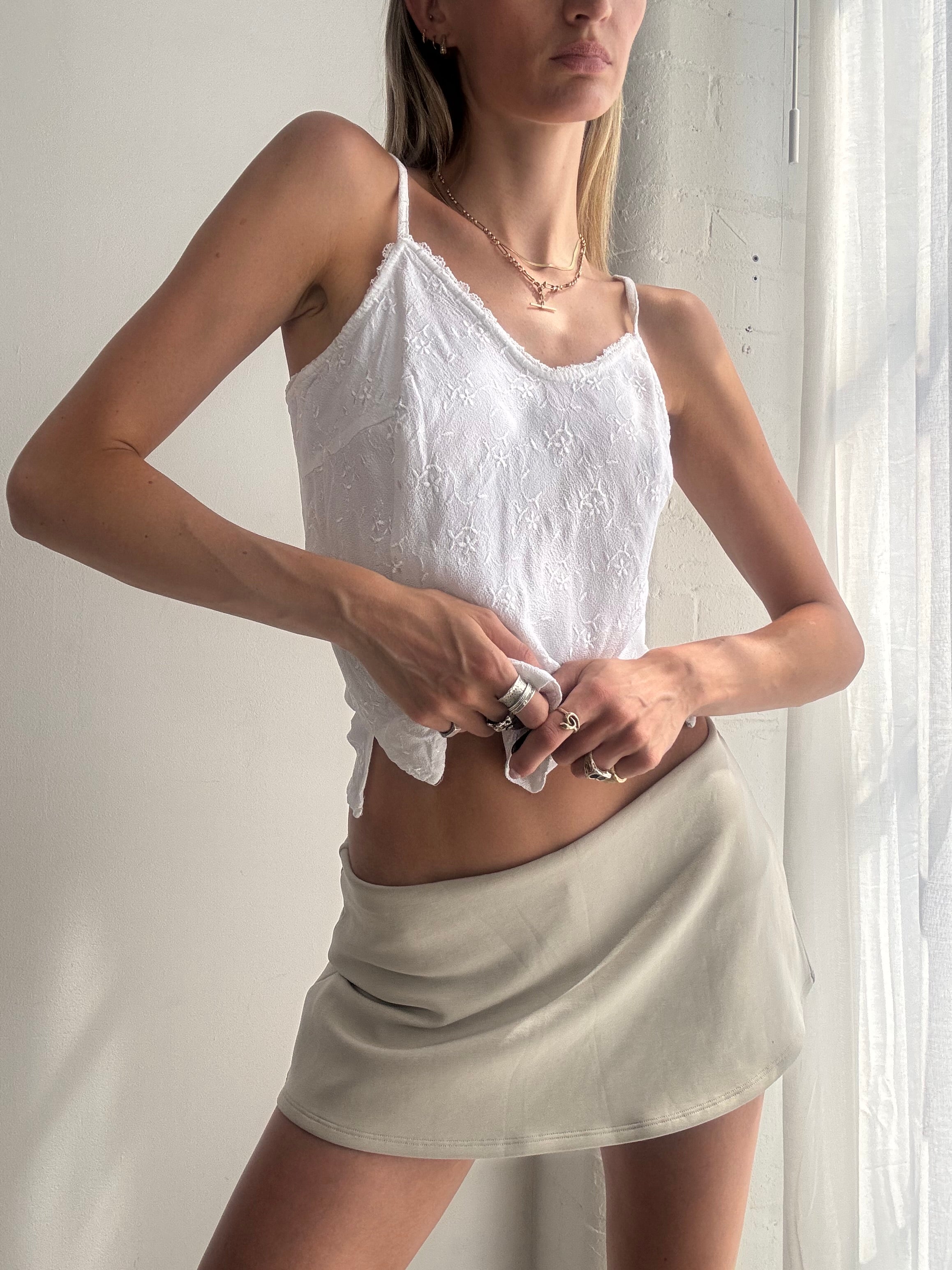 Vintage Y2K white embroidered cami top fairy coquette - Size M