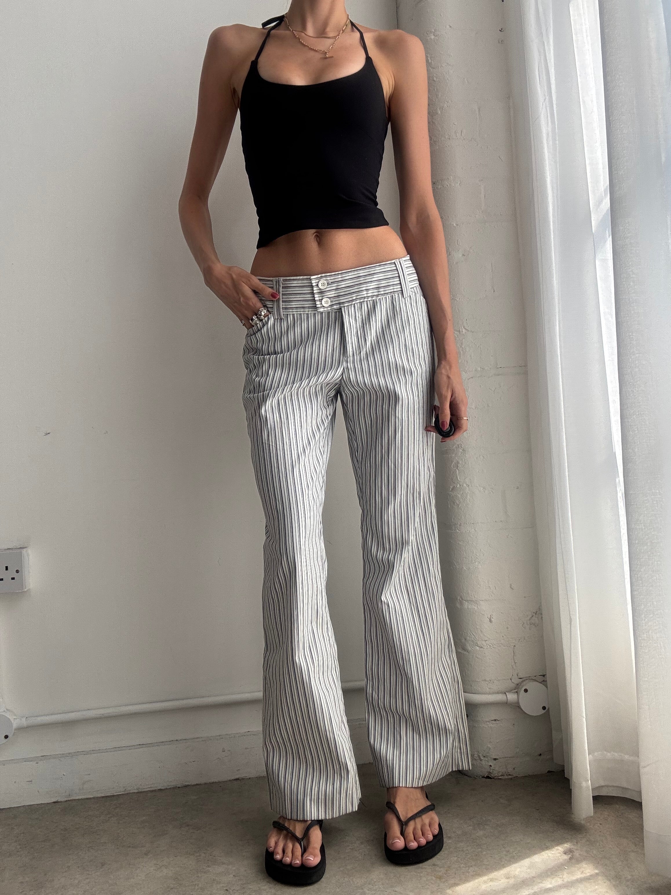 Vintage Y2K Pinstripe Trousers – Low Rise Grey / White Straight Leg Pants - Size M