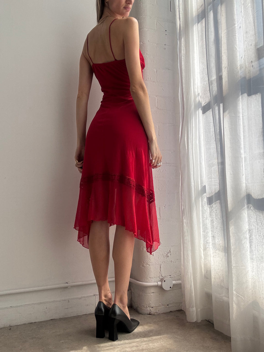 Vintage Y2K red chiffon asymmetrical midi dress - Size S