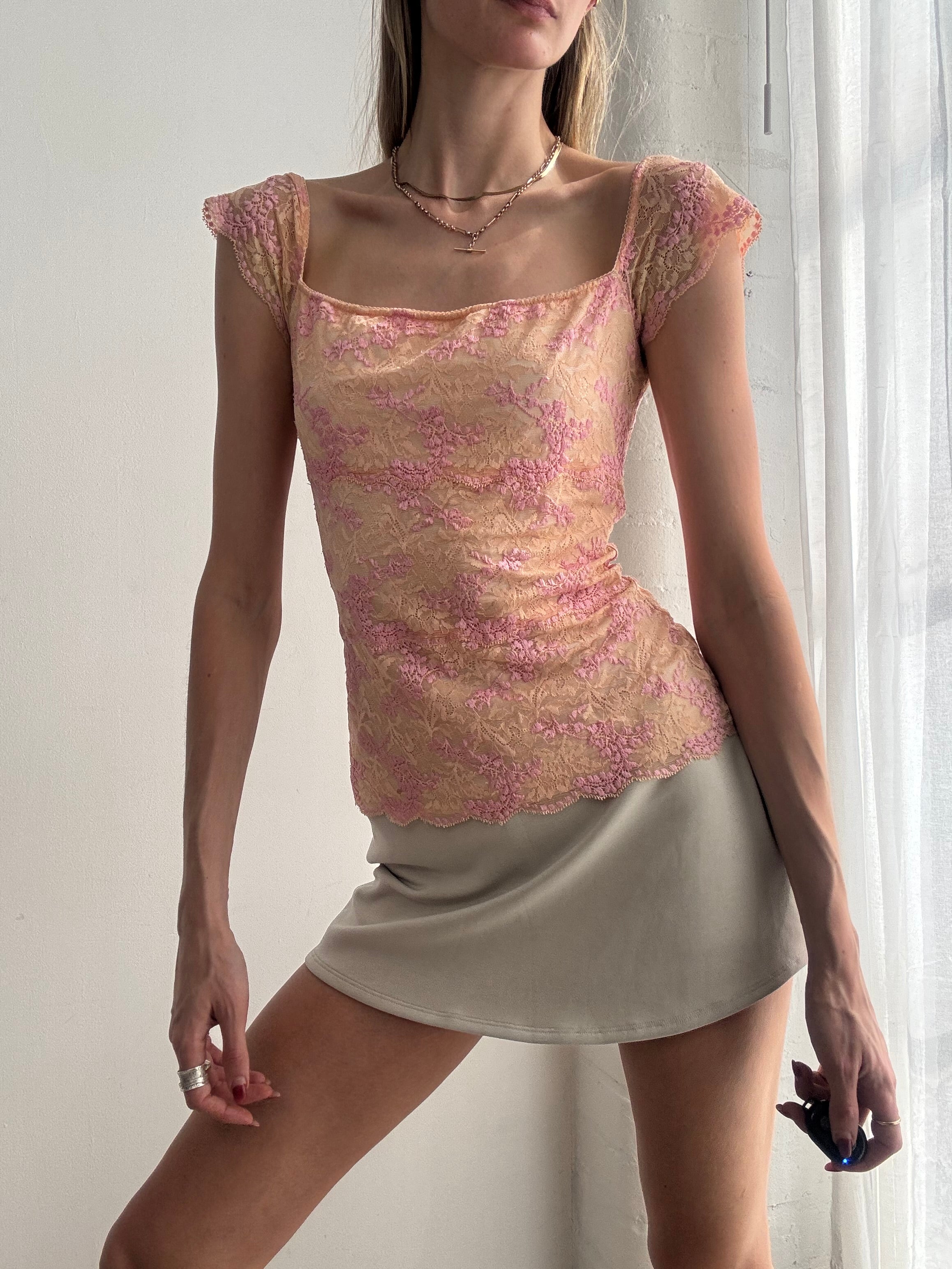 Vintage Y2K pink & peach lace cap sleeve top