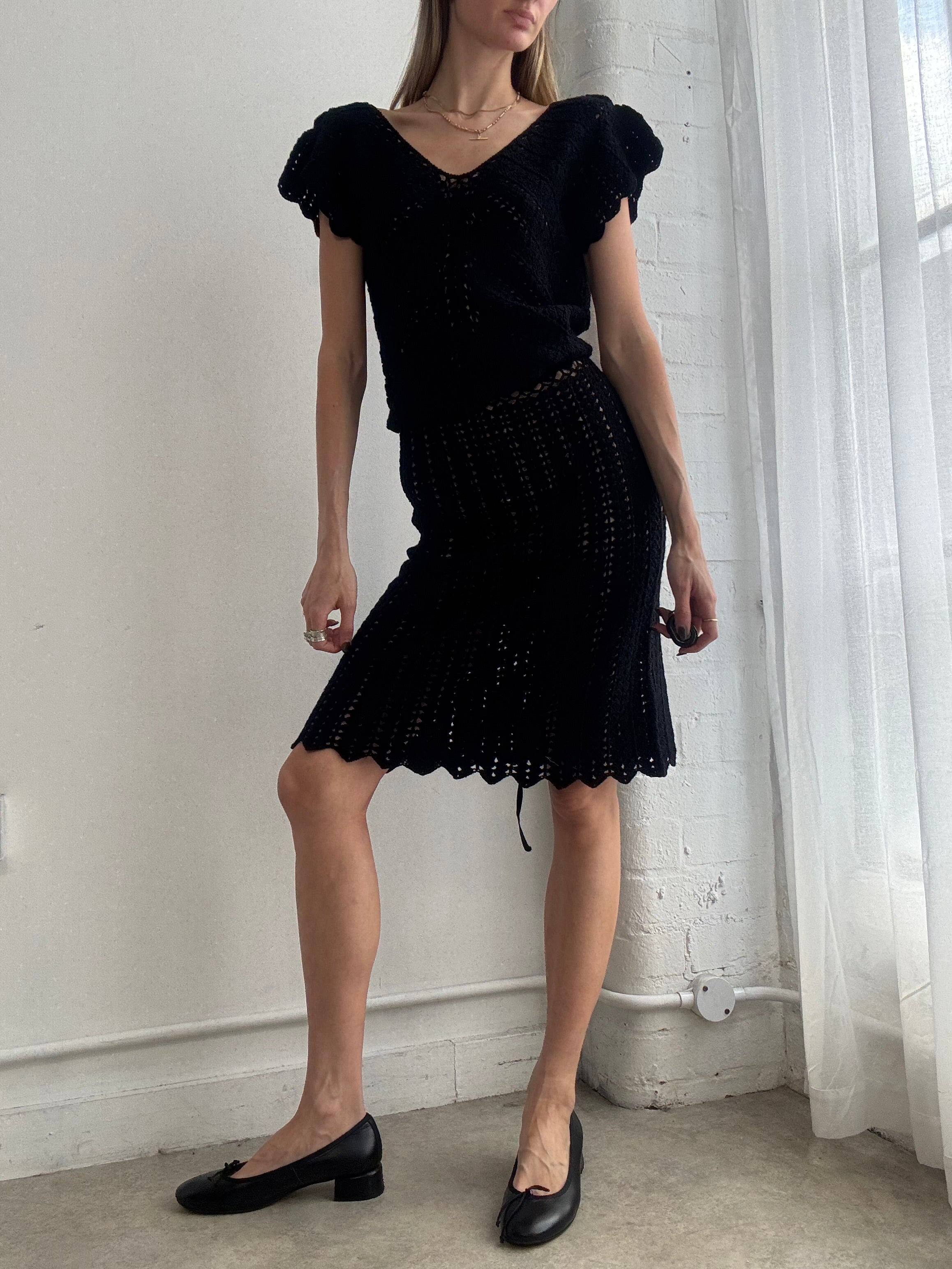 Vintage black crochet knit midi dress - Size S/M