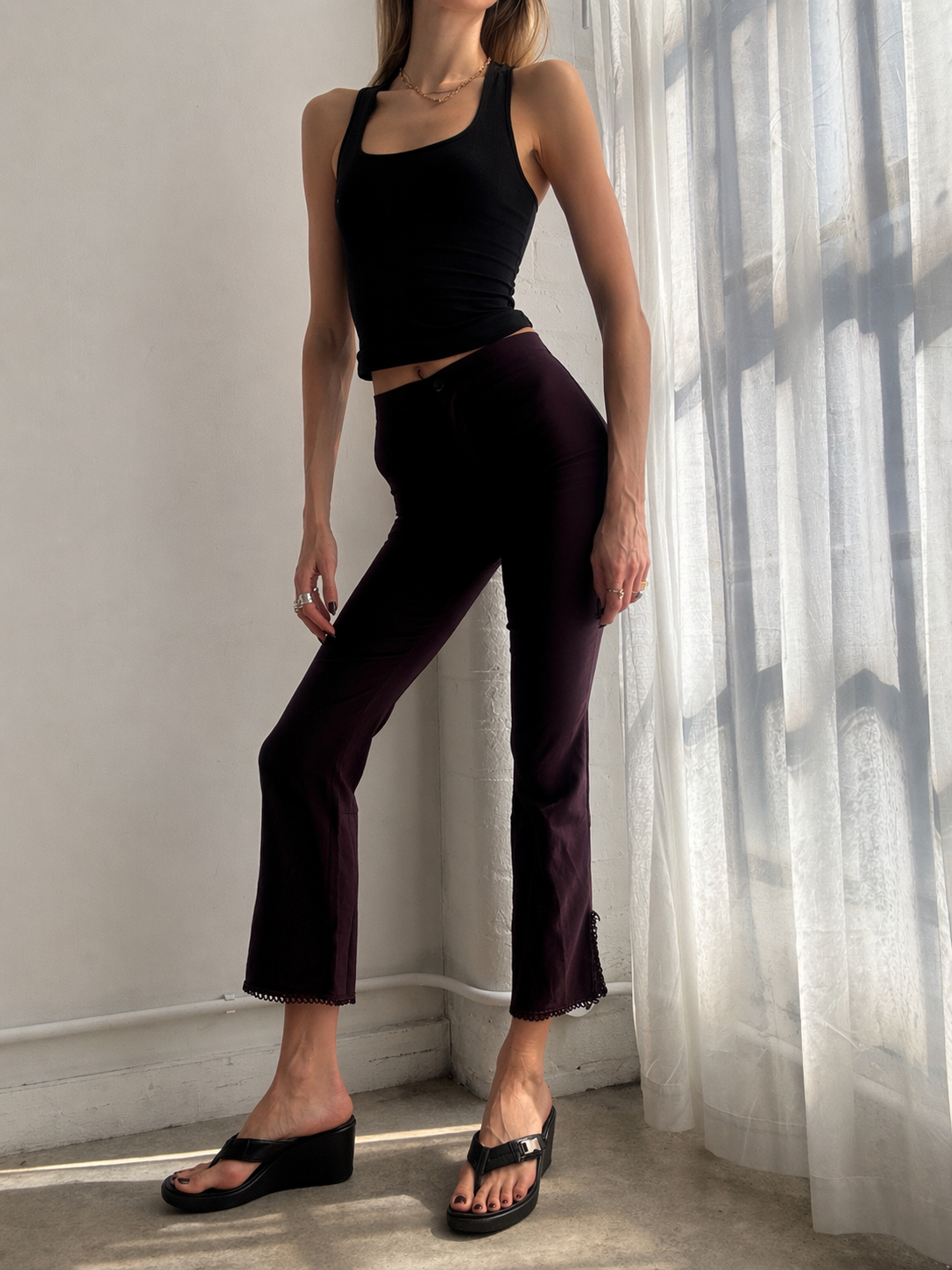 Vintage Y2K plum capri pants - size XS