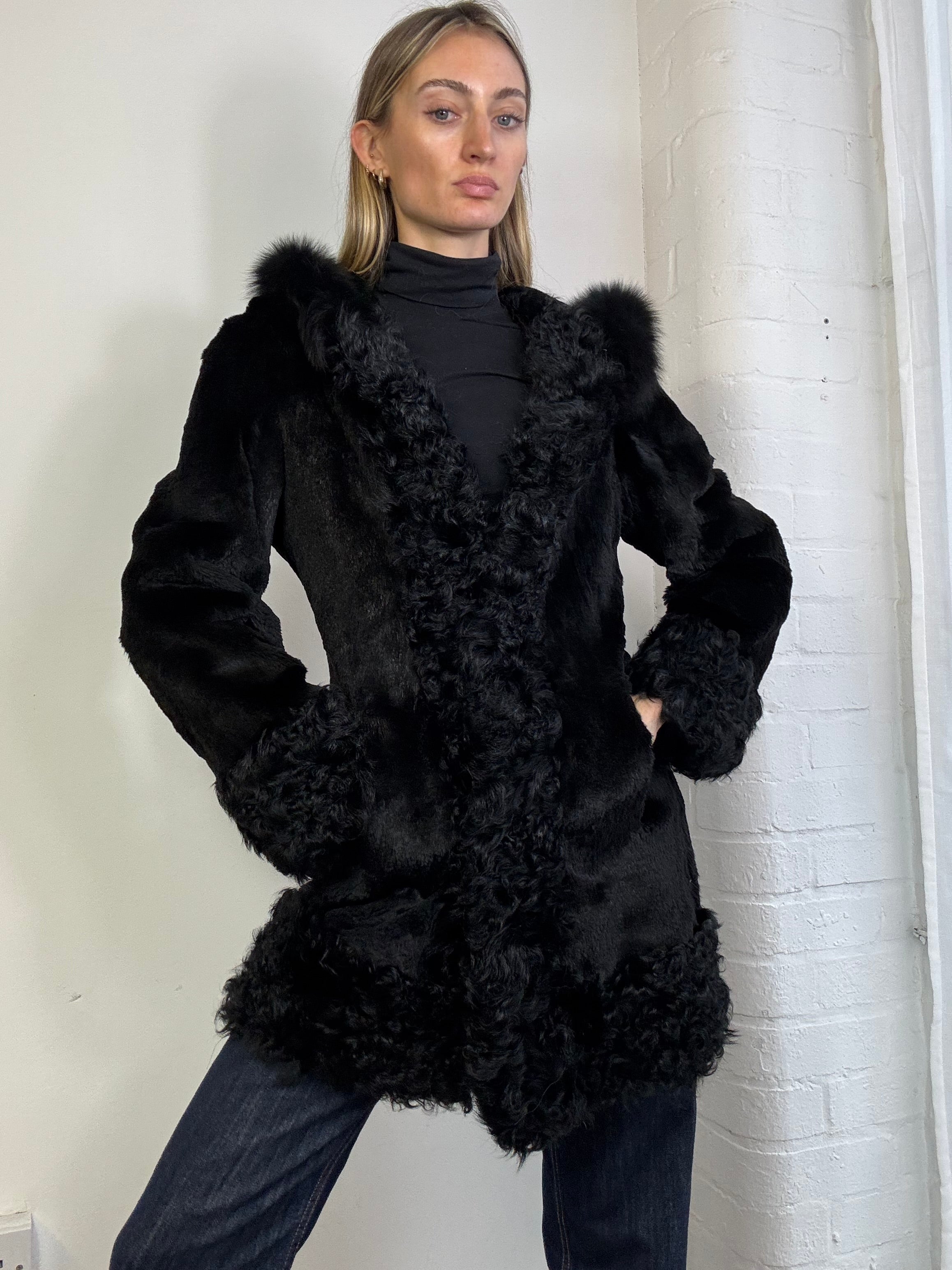 Vintage 90s hooded fur coat black