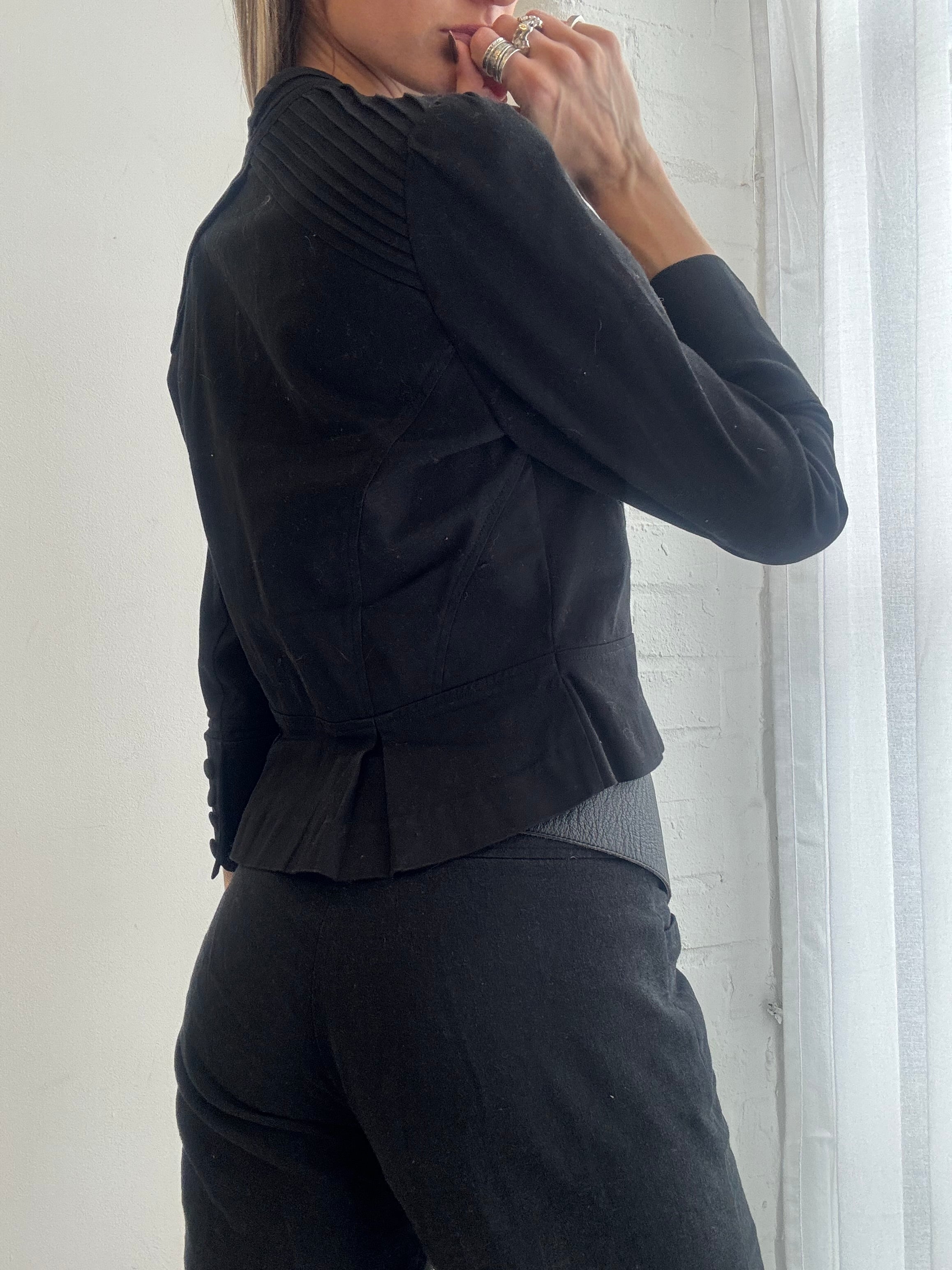 Vintage y2k fitted black structured jacket - Size M