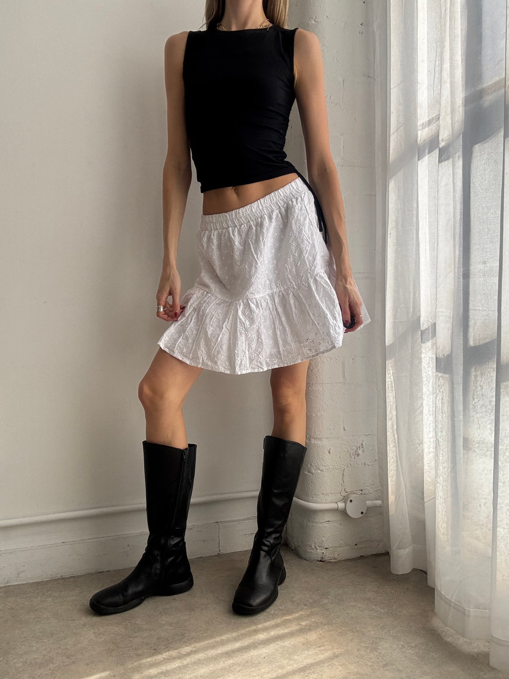 Vintage Y2K white broderie angliase ruffle mini skirt