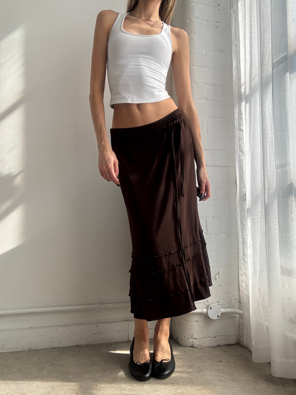 Vintage Y2K chocolate brown ruffle midi skirt