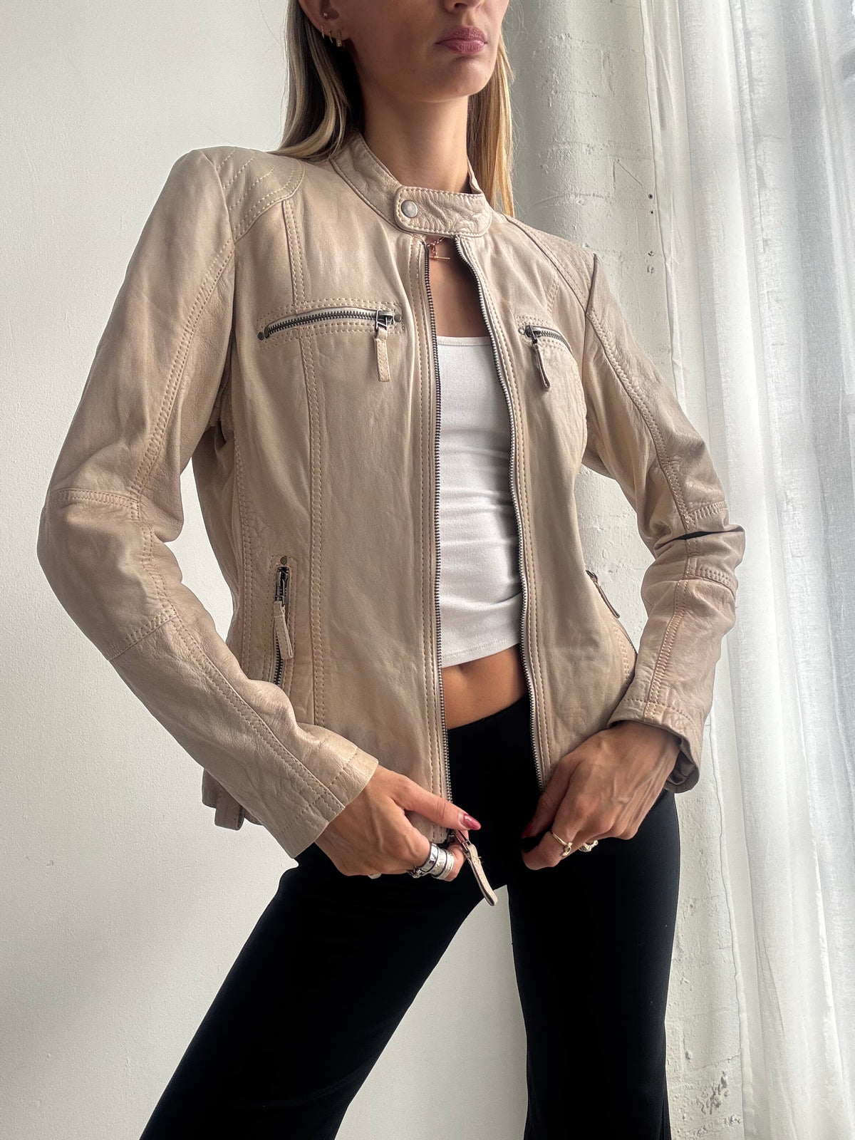 Vintage Y2K Beige Leather Biker Jacket - Size M