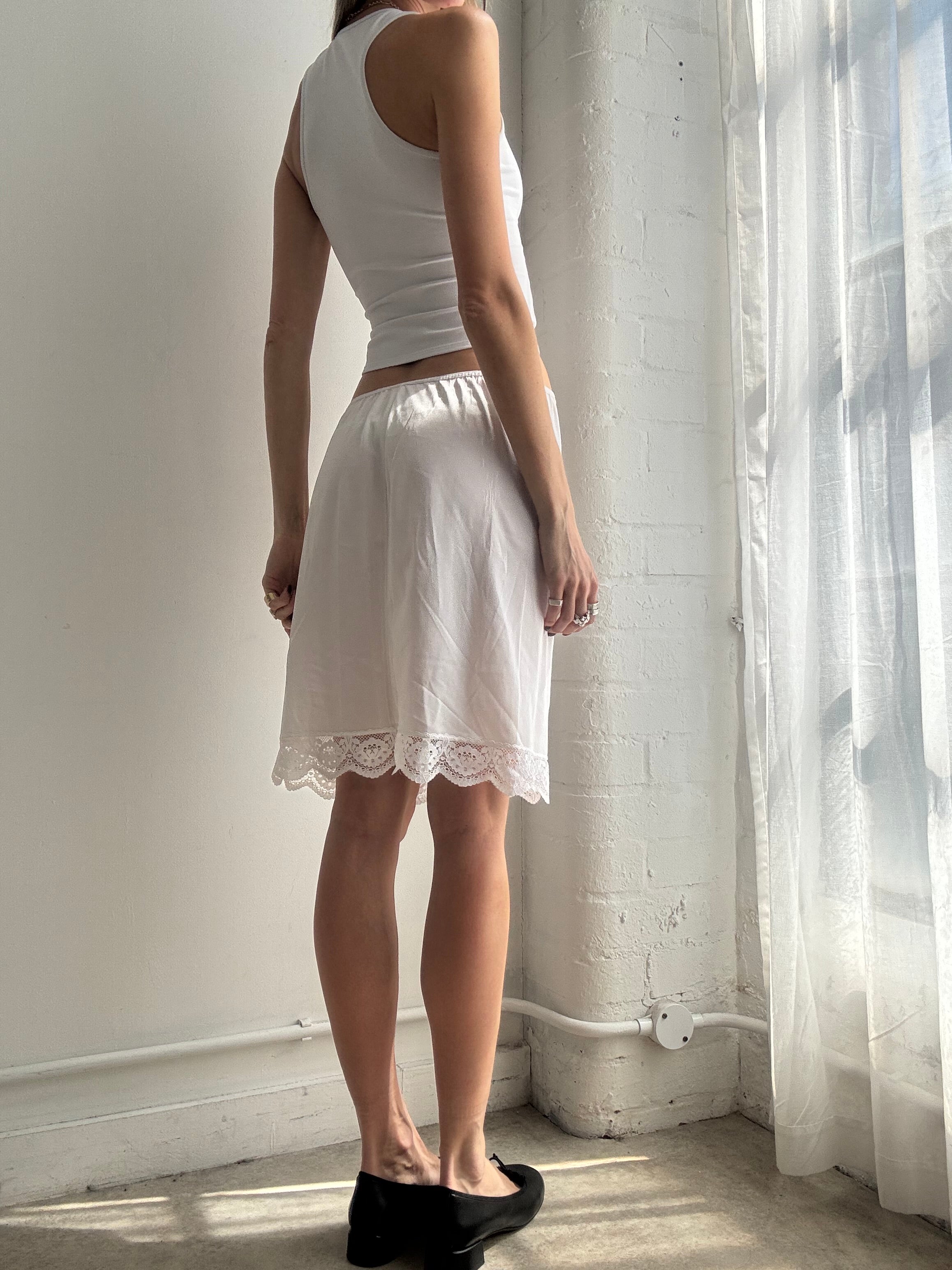 Vintage 90's white lace trim midi skirt - Size XS/S