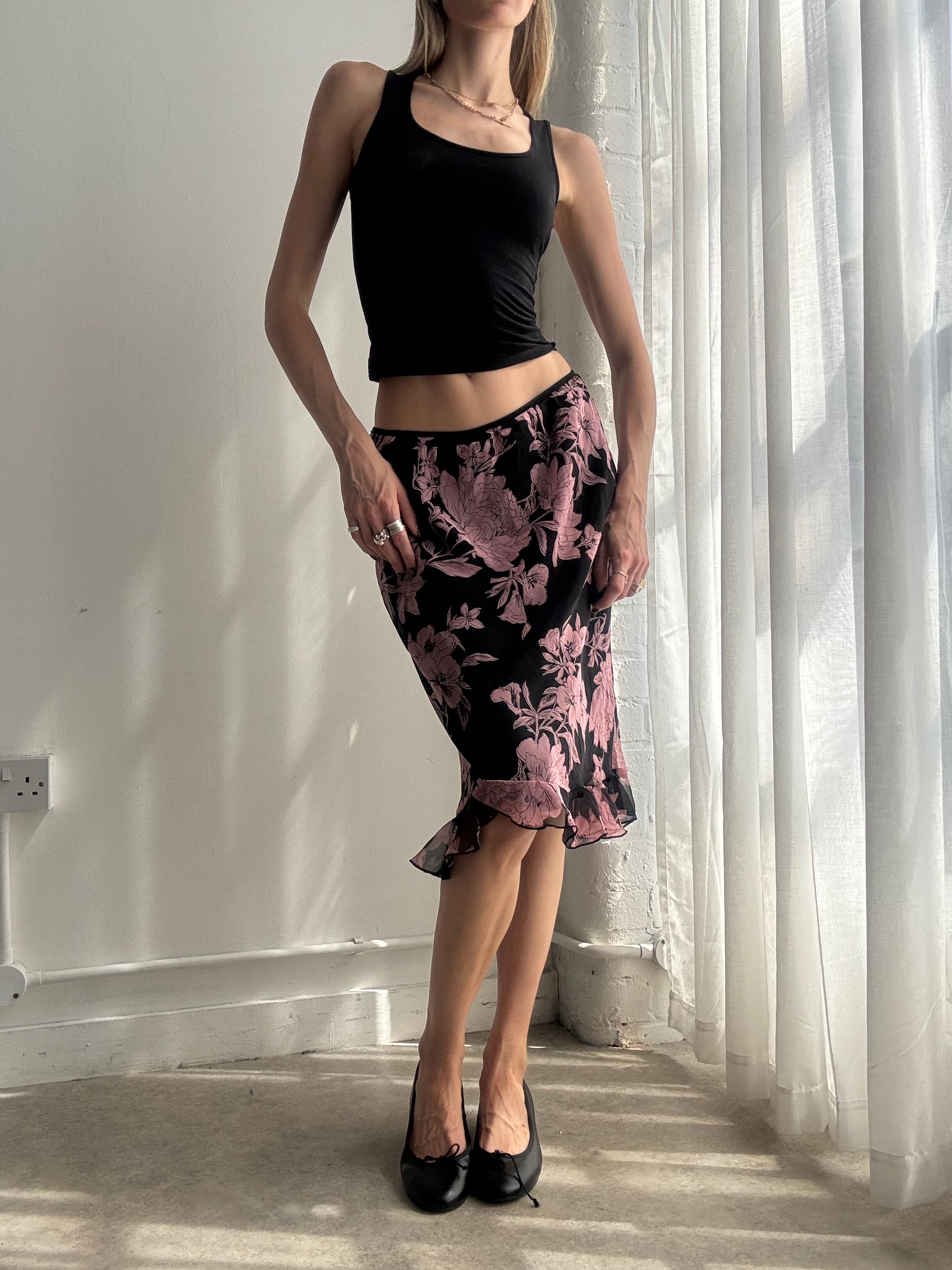 Vintage y2k black floral mesh midi skirt - size XS/S