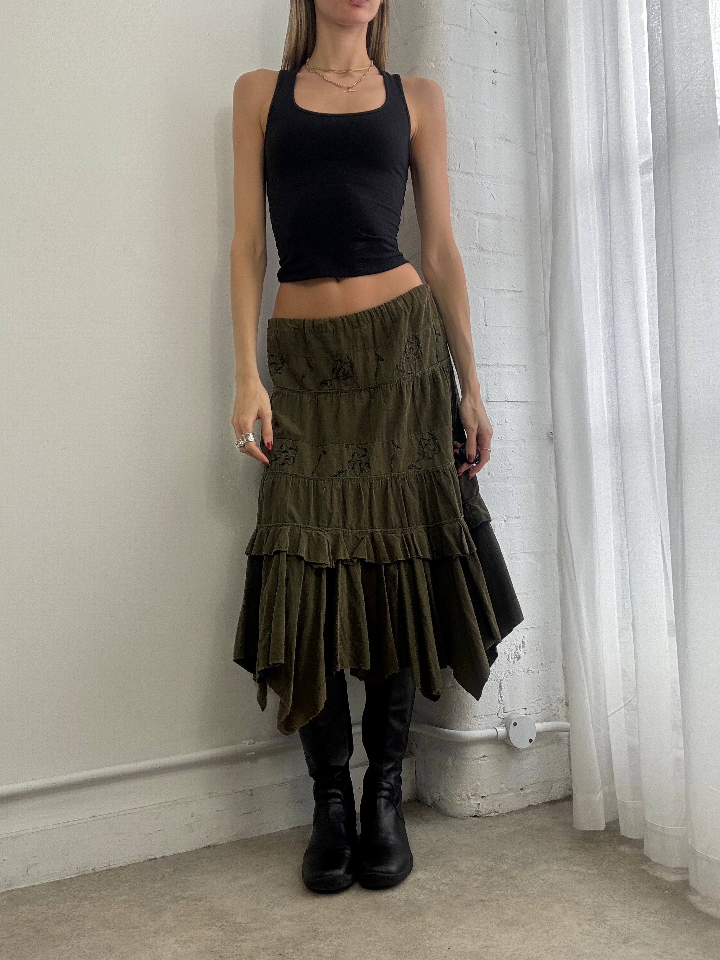 Vintage Y2K khaki tiered ruffle corduroy midi skirt