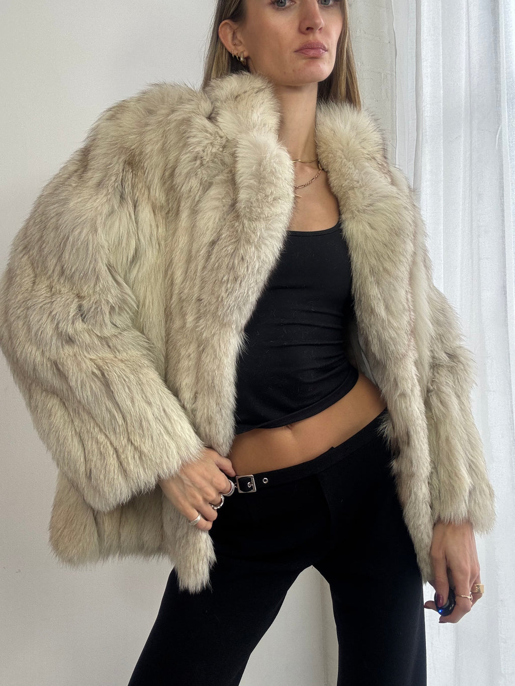 Vintage 90s fox fur coat in white / cream