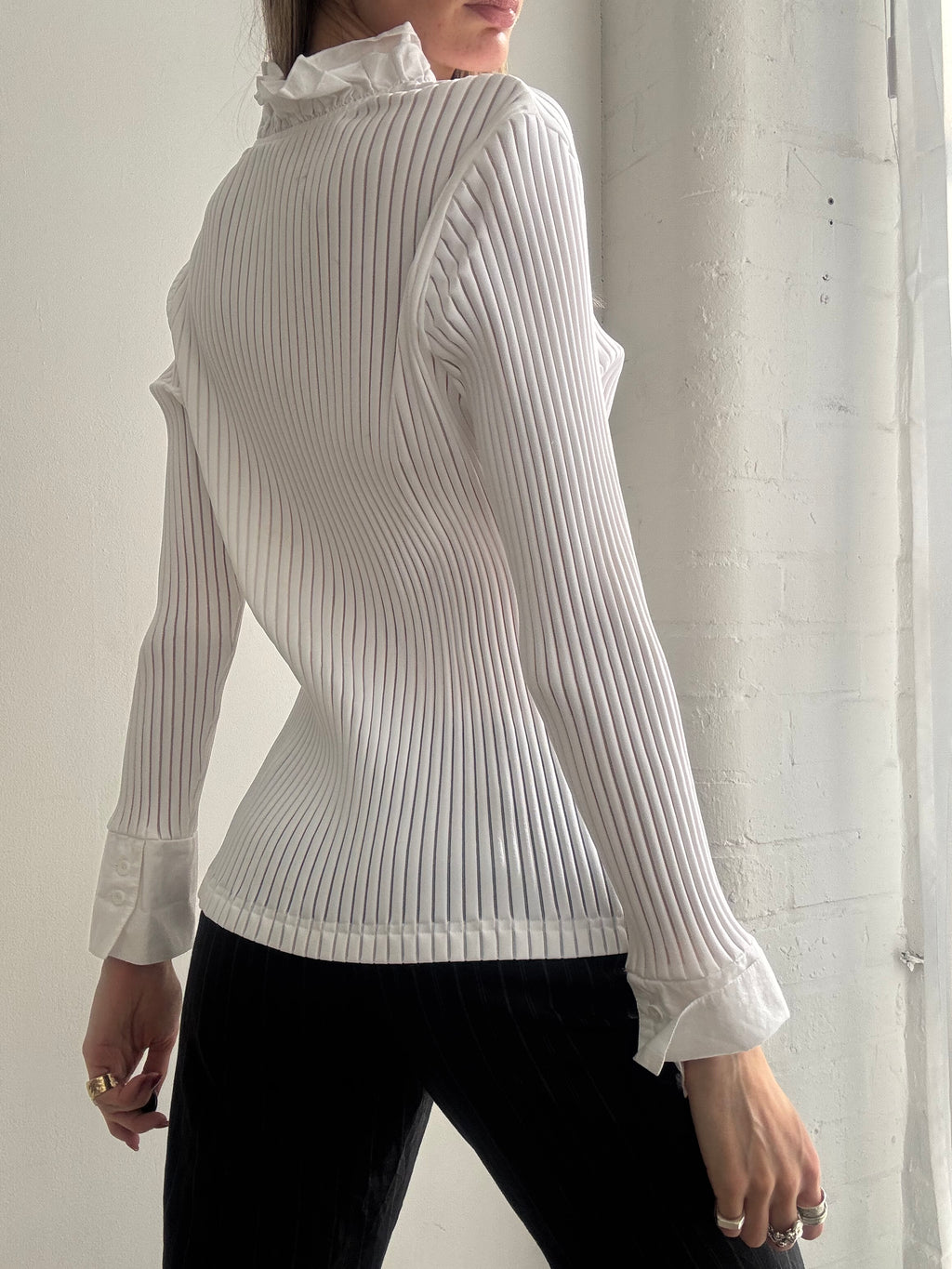 Vintage 90s white ruffle button up blouse