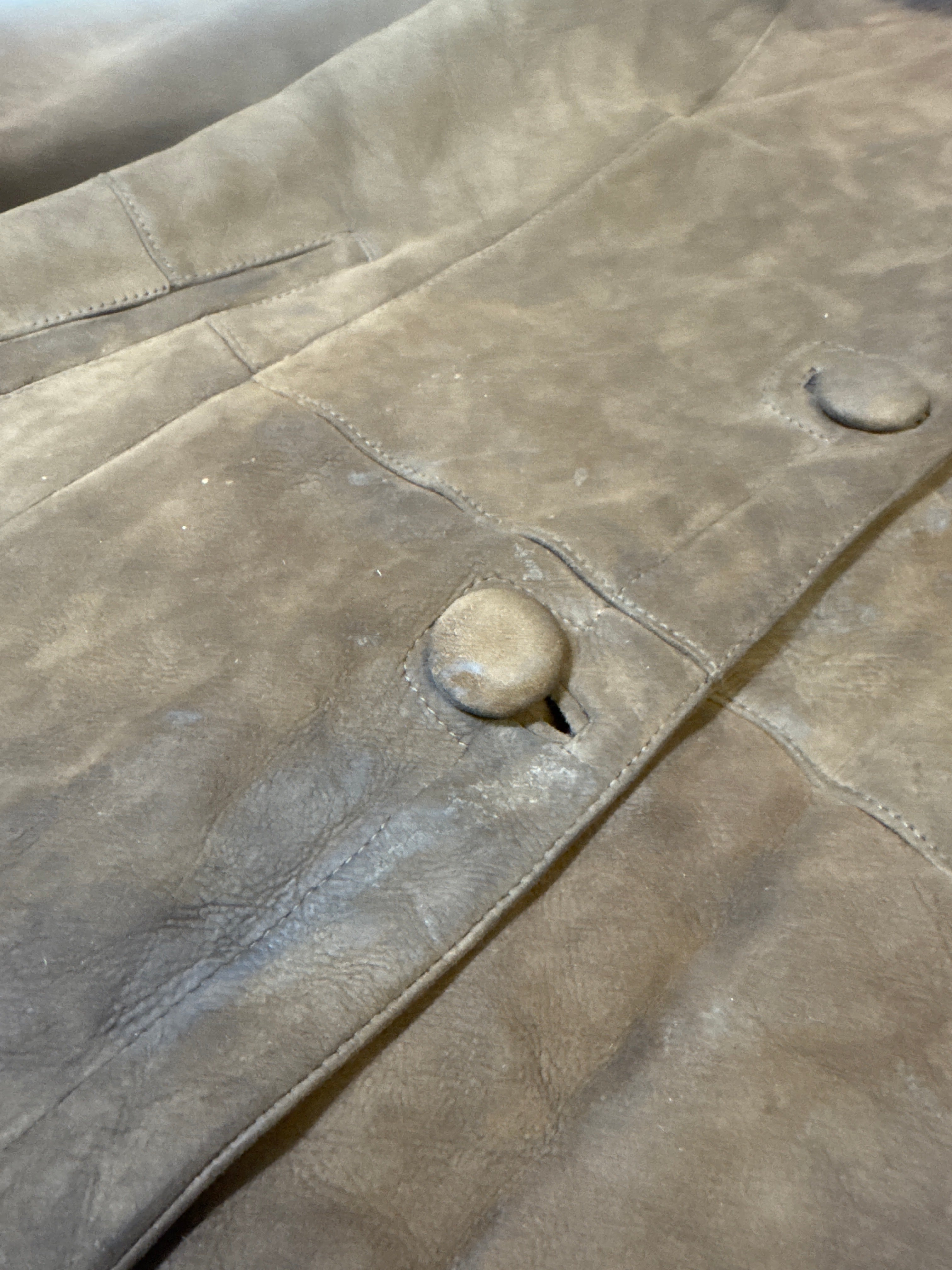 Vintage sheepskin coat with fox fur trim