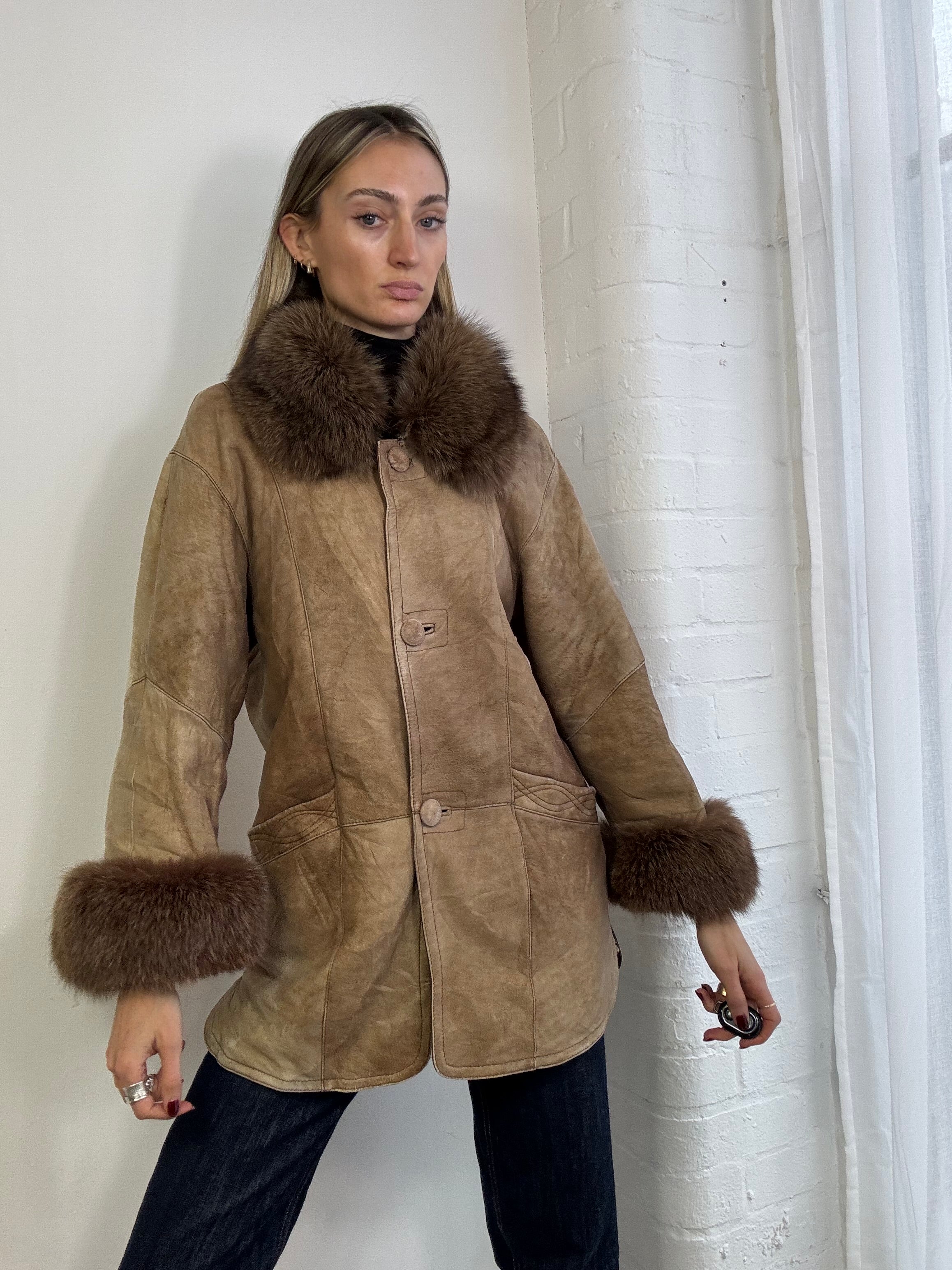 Vintage 90s sheepskin coat beige