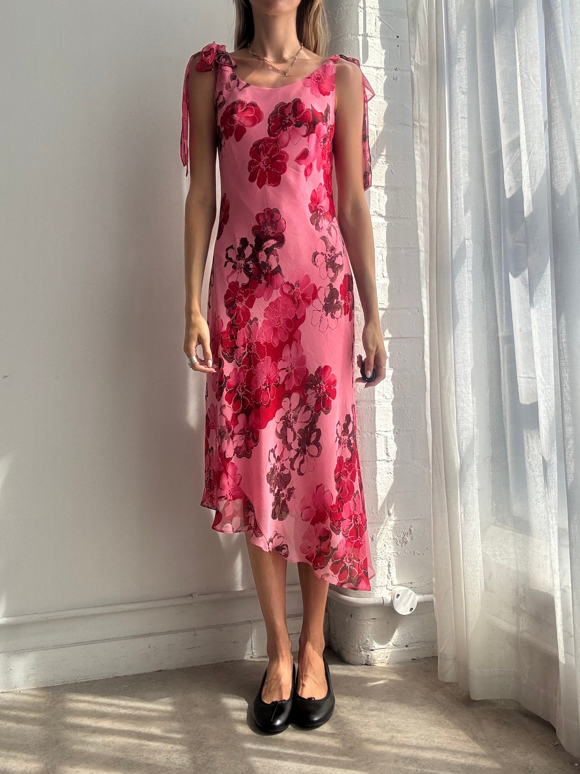 Vintage Y2K Pink Floral Silk Handkerchief Midi Dress - Size M