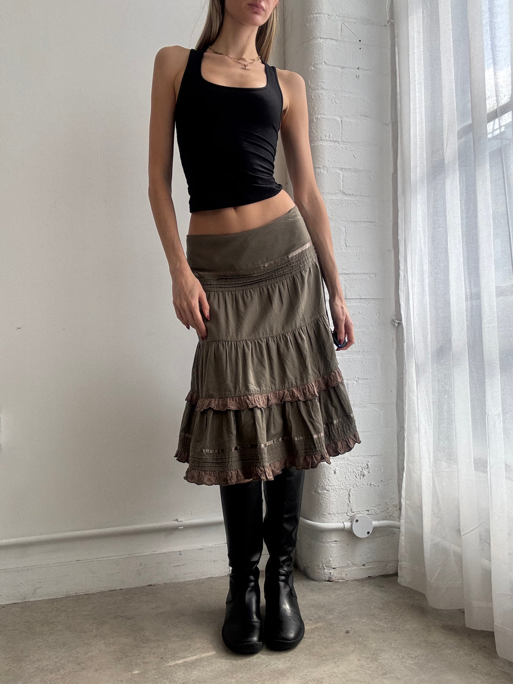 Vintage Y2K khaki tiered boho midi skirt ruffle