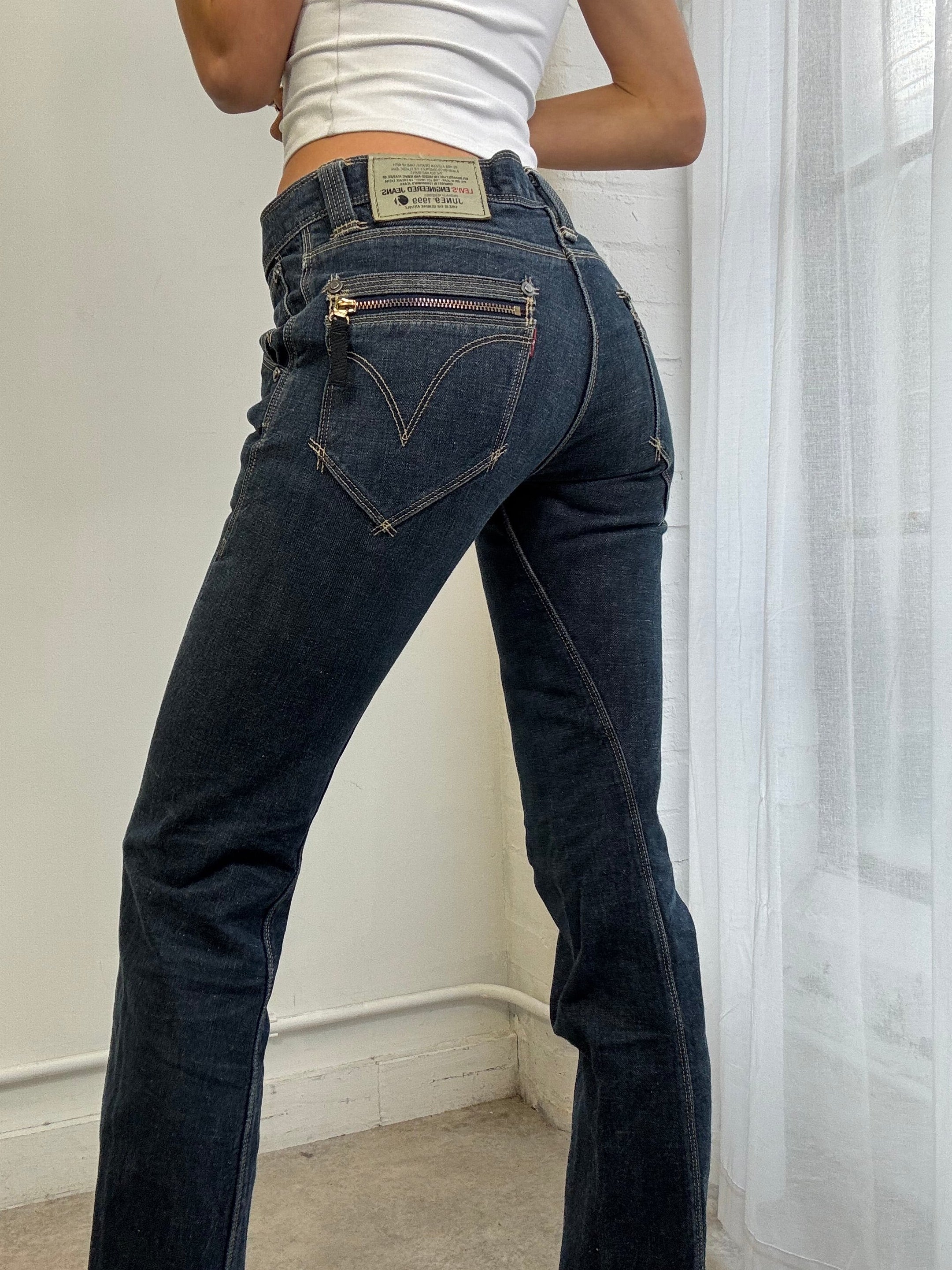 Vintage 90s Levi’s engineered straight leg jeans